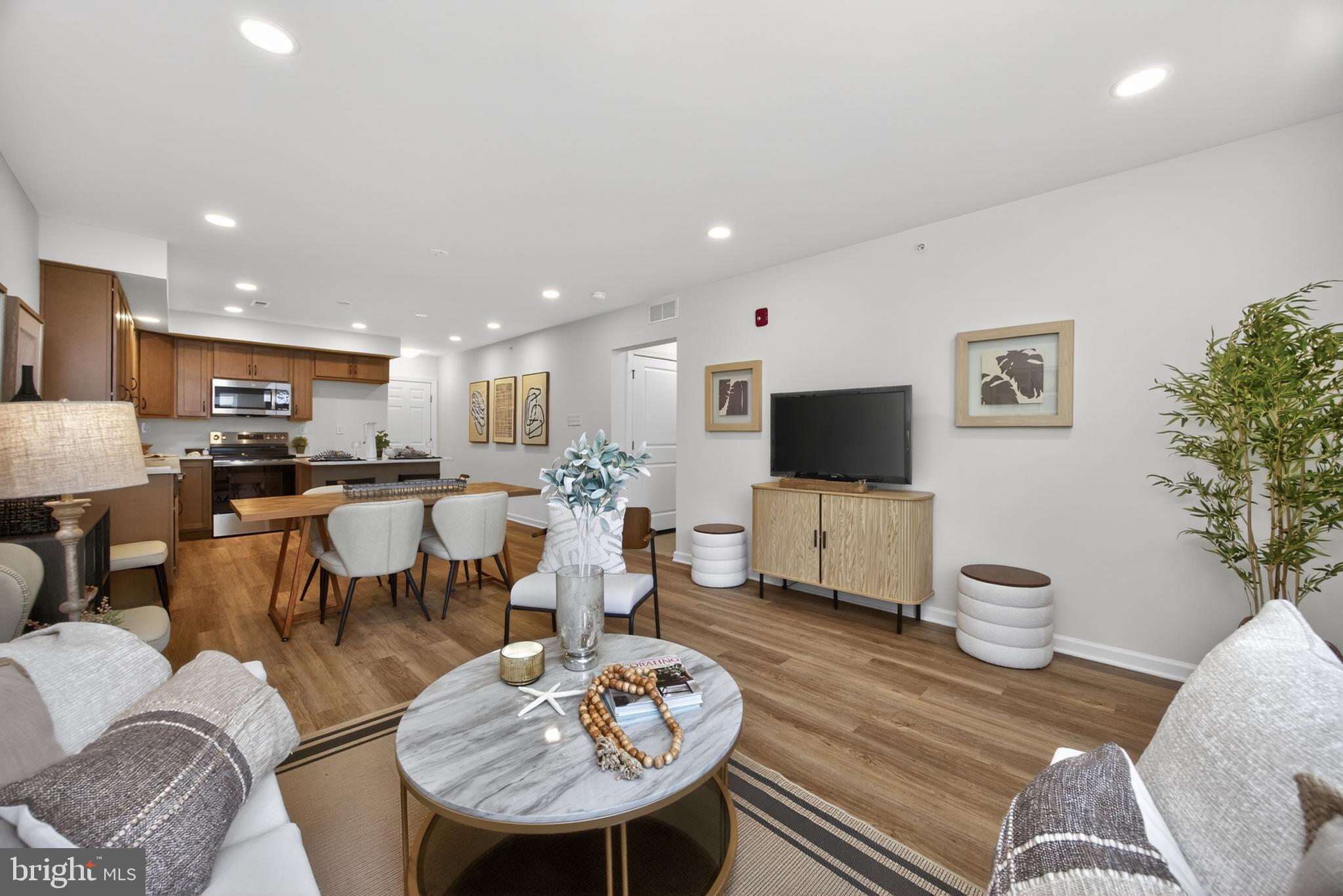 ARBOR PLACE - Residential
