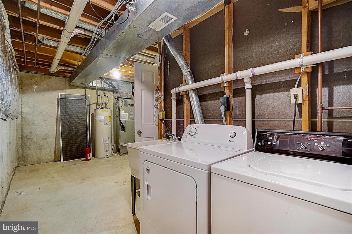 SILVER HILL FARM - Residential