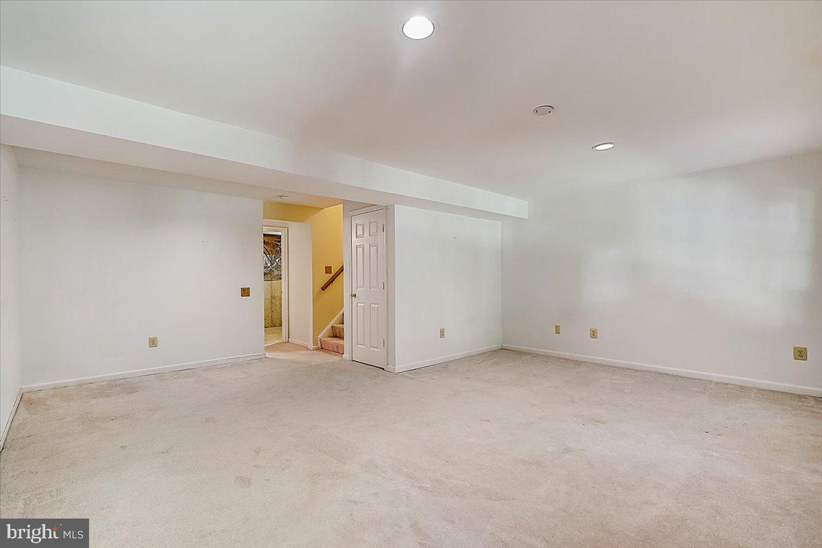 SILVER HILL FARM - Residential