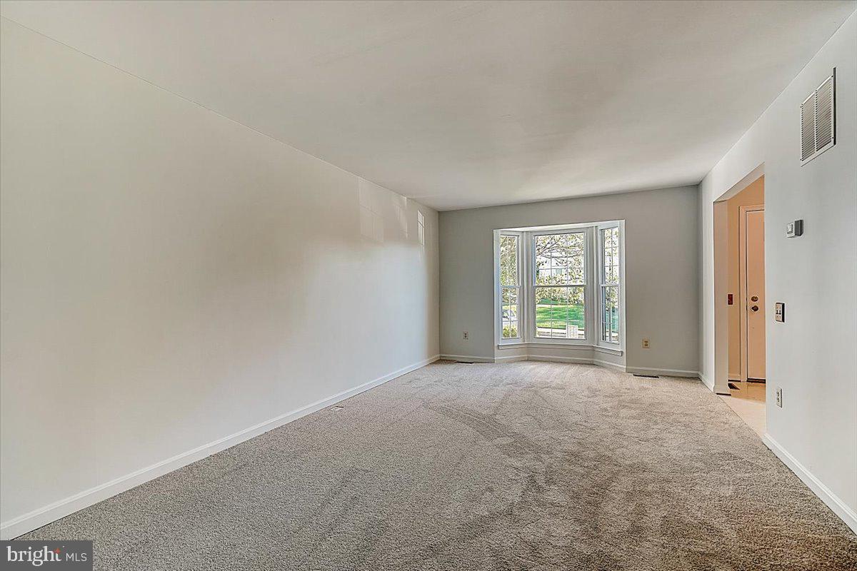 SILVER HILL FARM - Residential