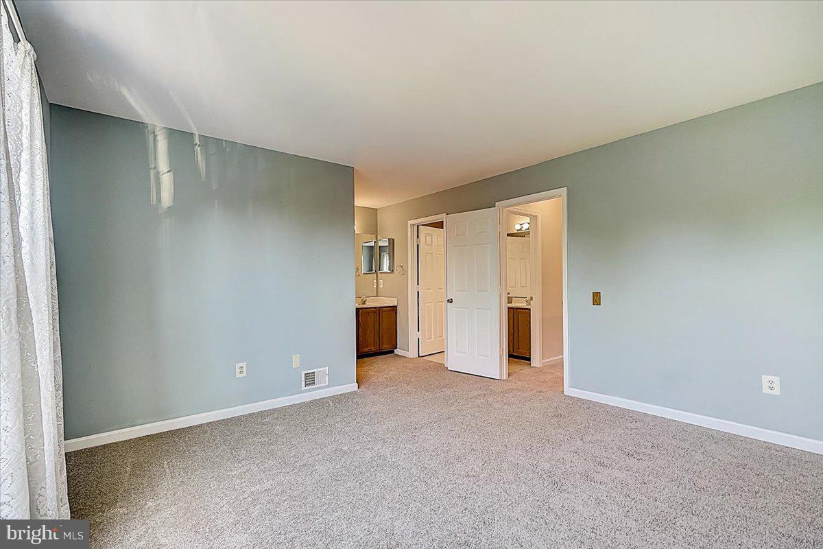 SILVER HILL FARM - Residential