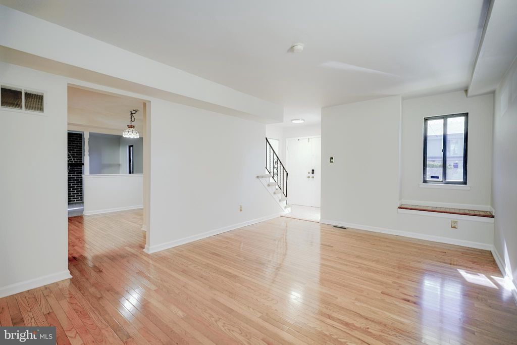 Photo of 1401 Oak Circle, LANSDALE, PA 19446 (MLS # PAMC2153492)