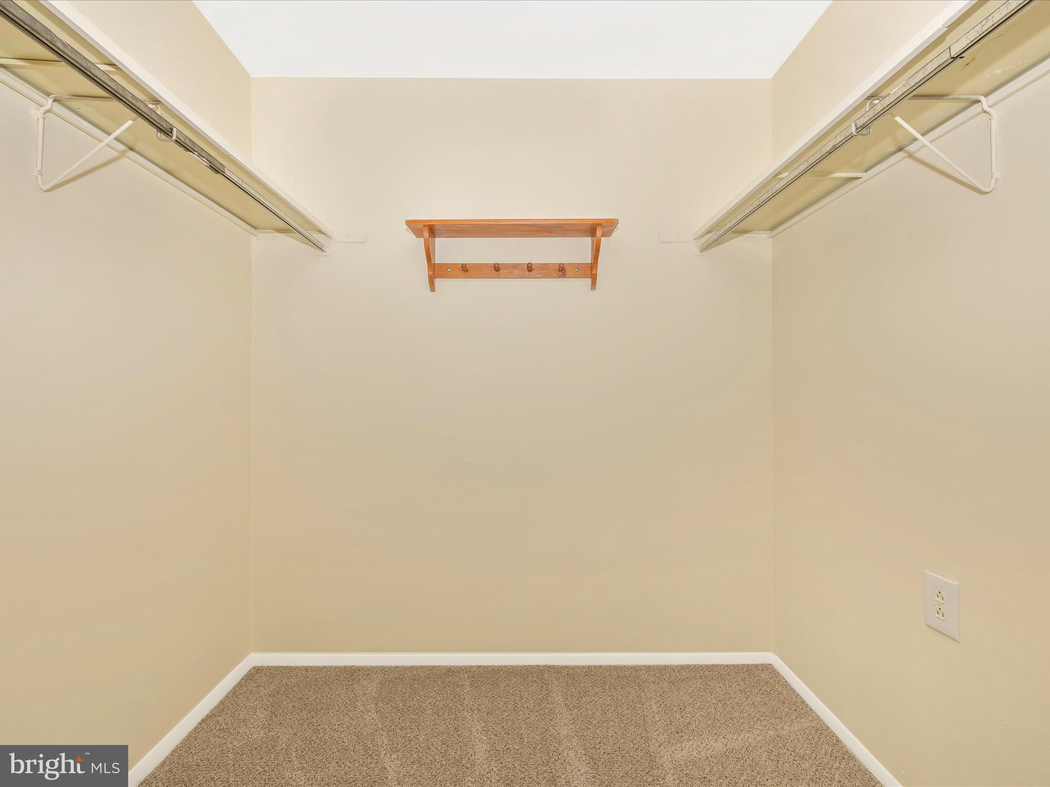 AMBER MEADOWS - Residential