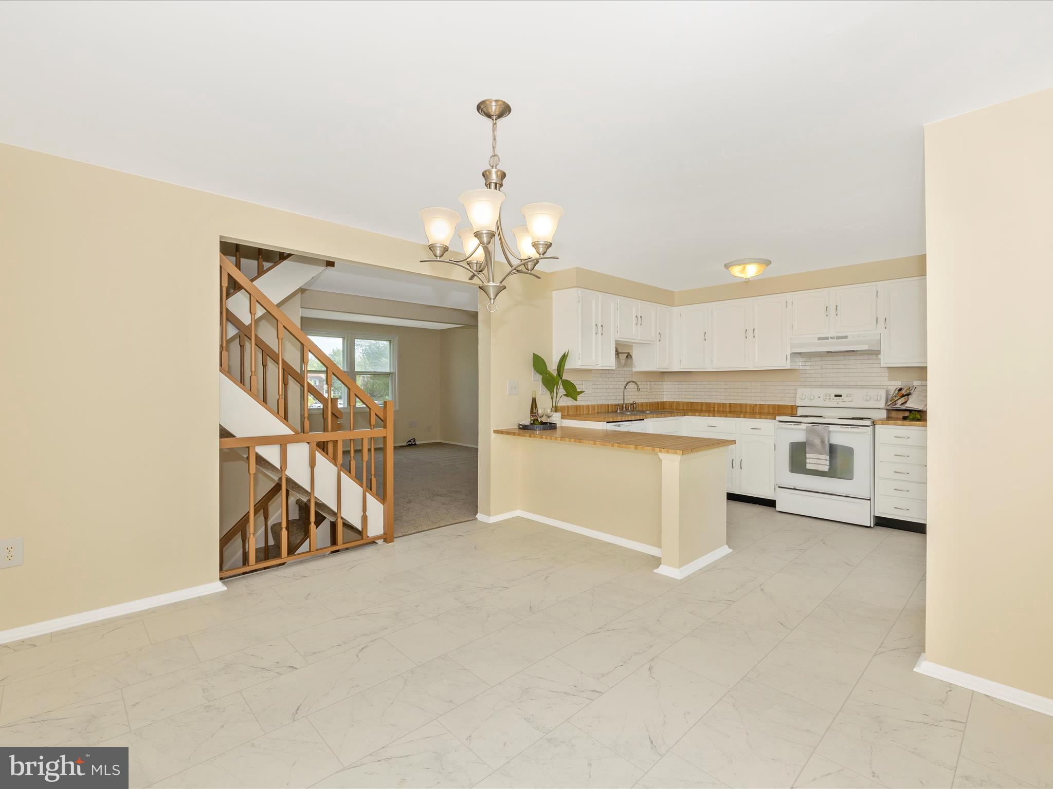 AMBER MEADOWS - Residential