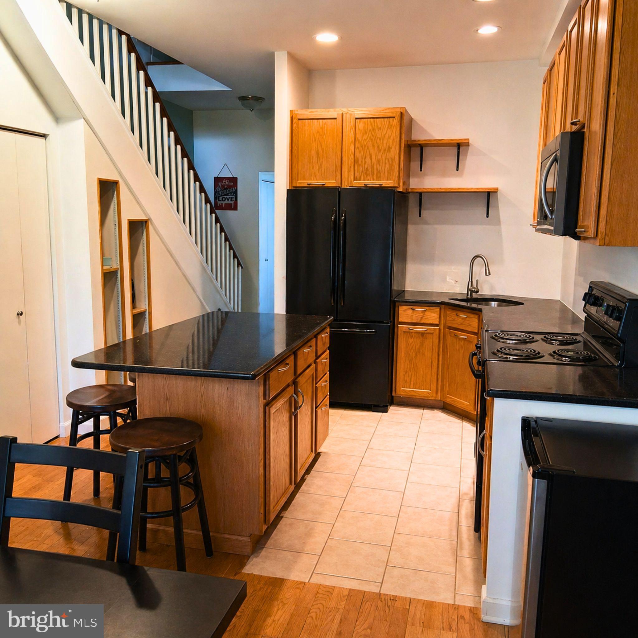 RESTON - Residential