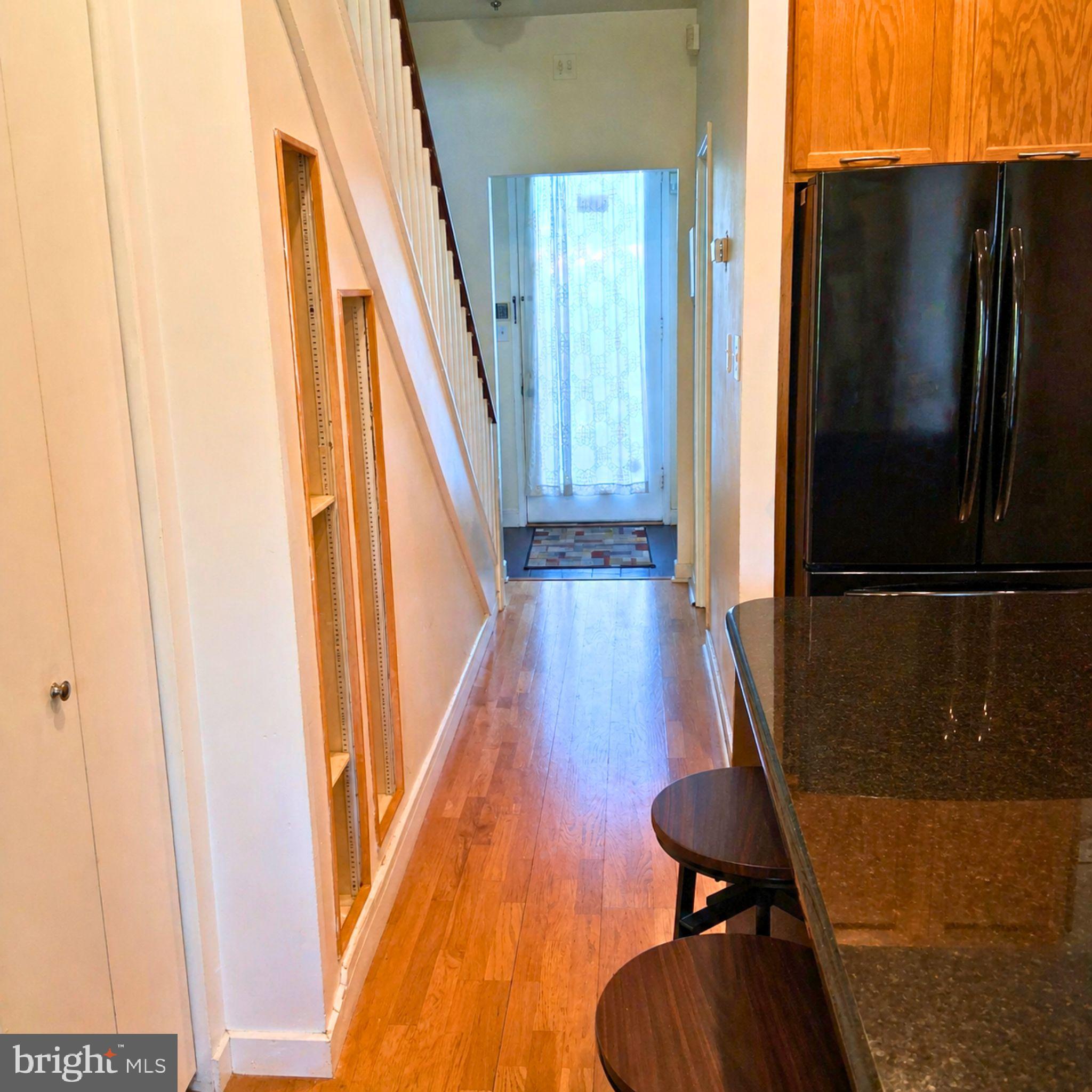 RESTON - Residential