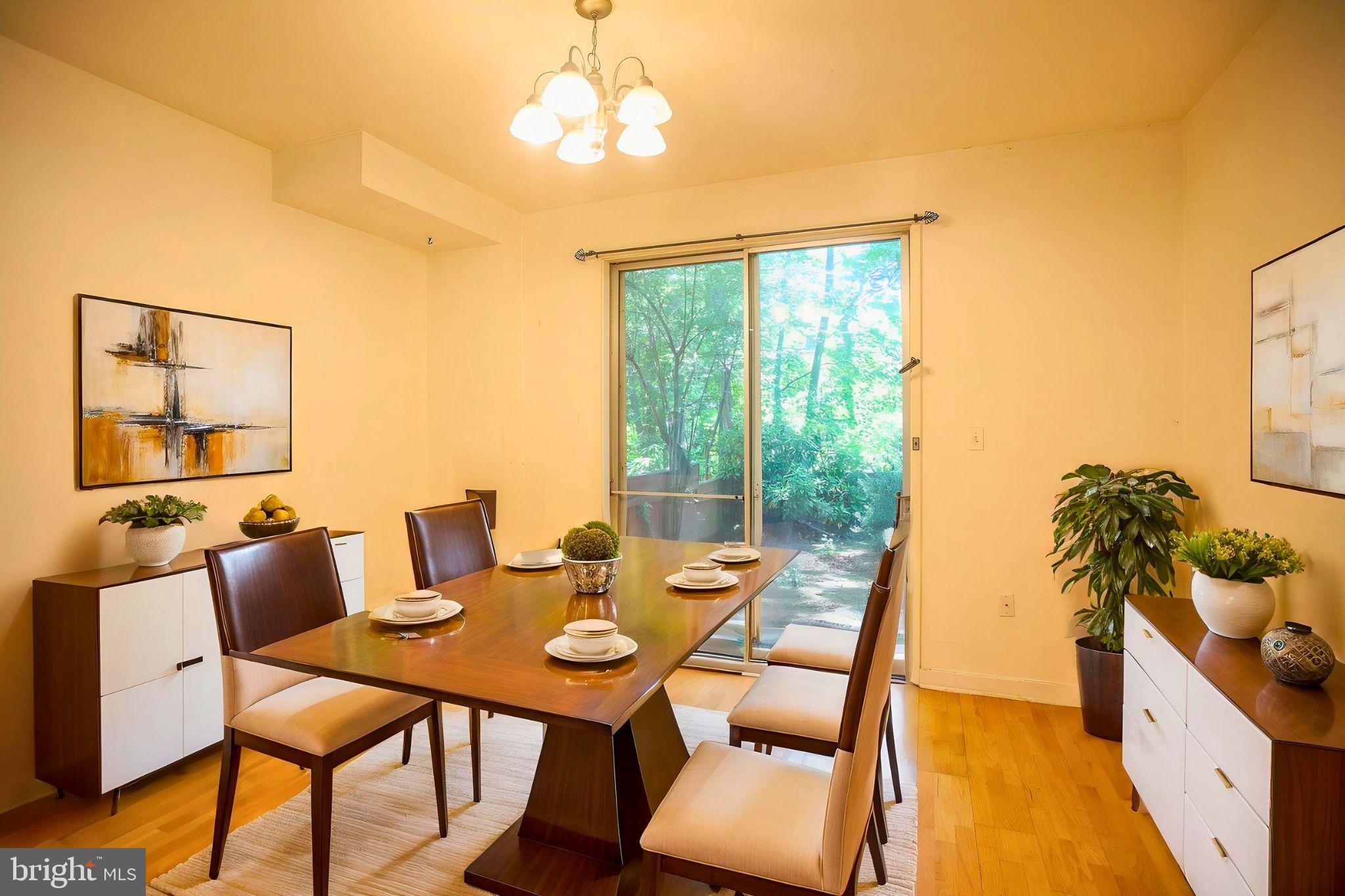 RESTON - Residential