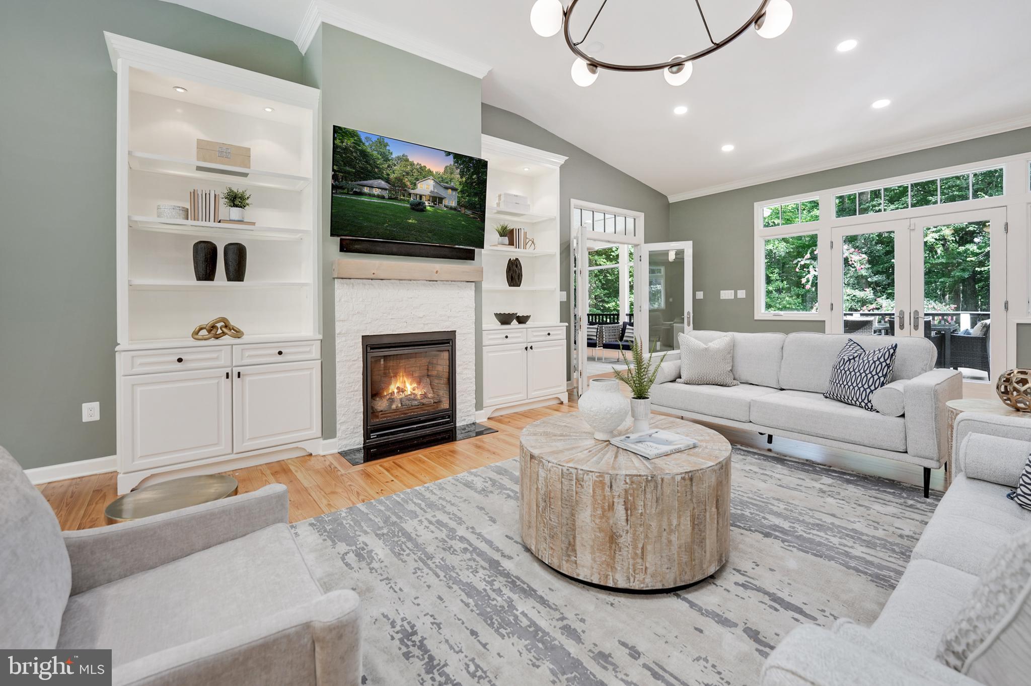 CANTERBURY WOODS - Residential