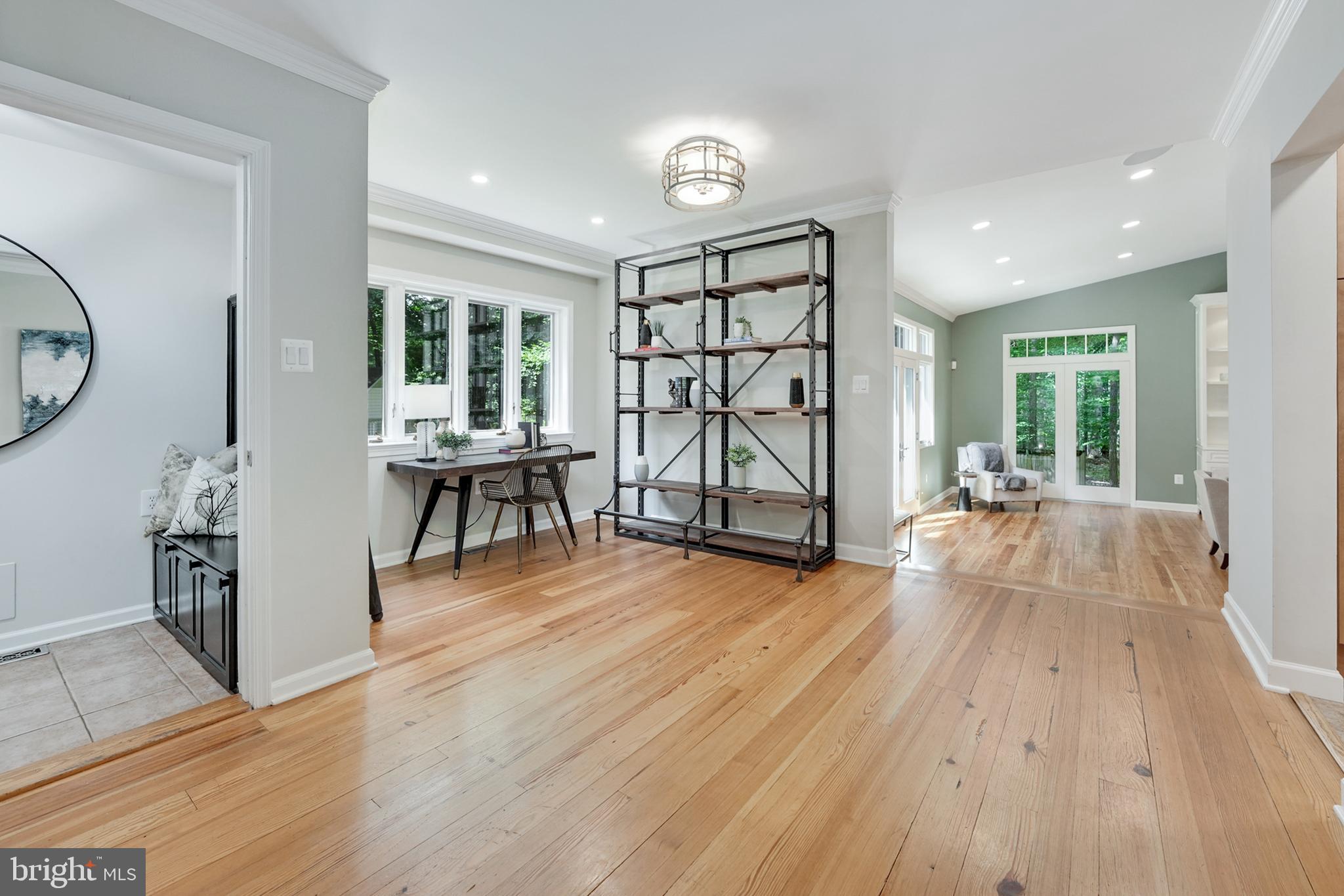 CANTERBURY WOODS - Residential