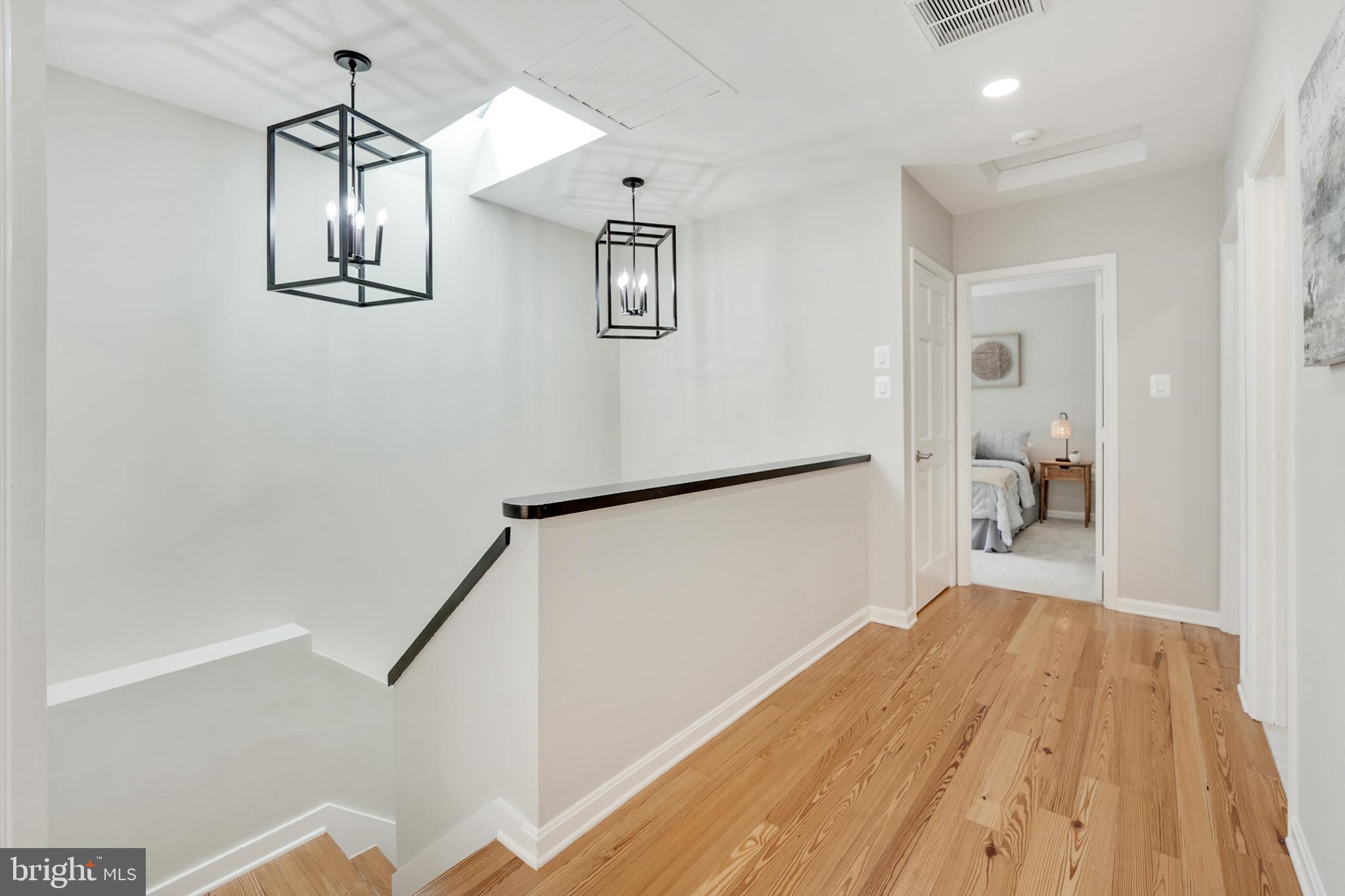 CANTERBURY WOODS - Residential