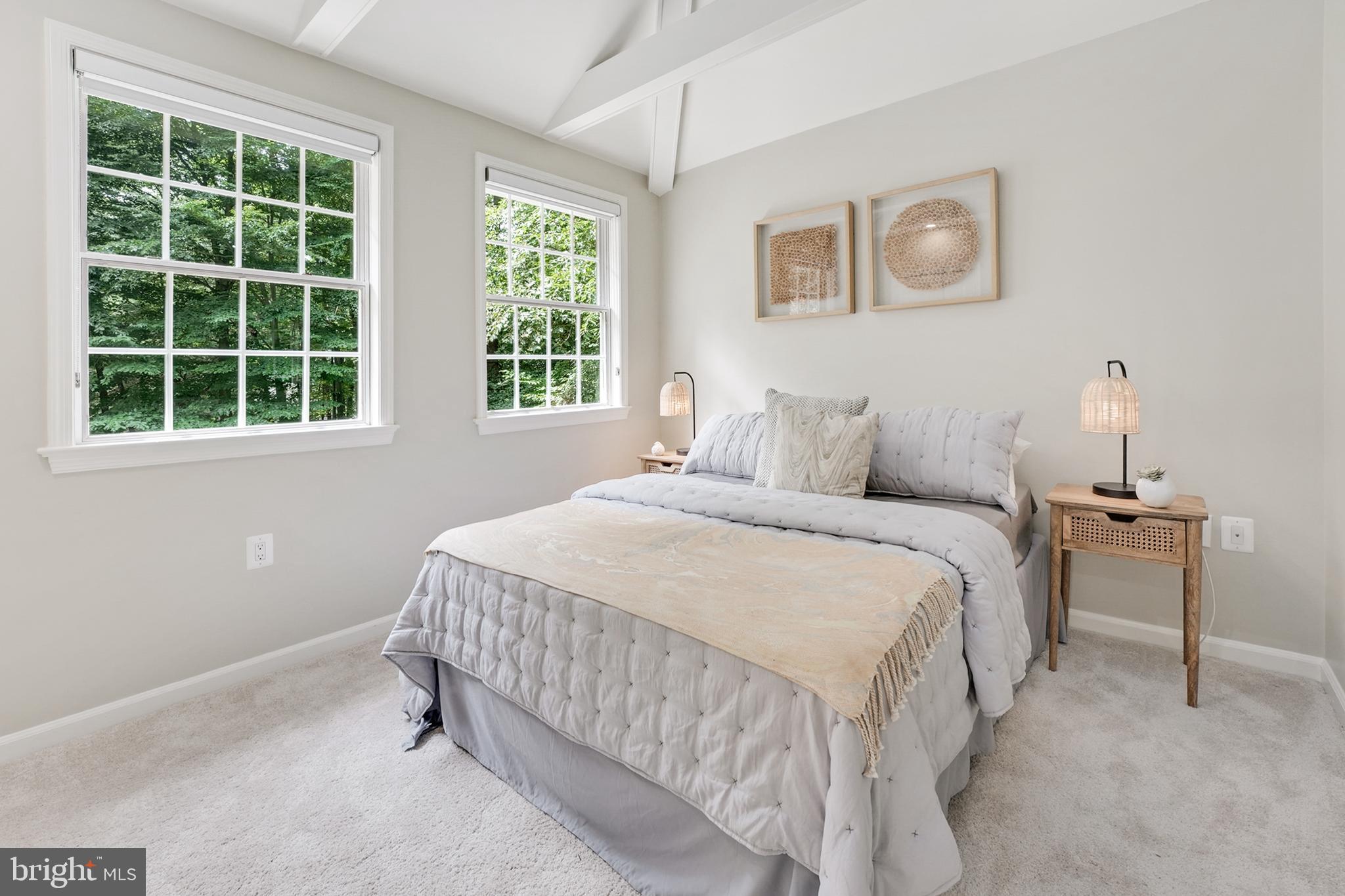 CANTERBURY WOODS - Residential