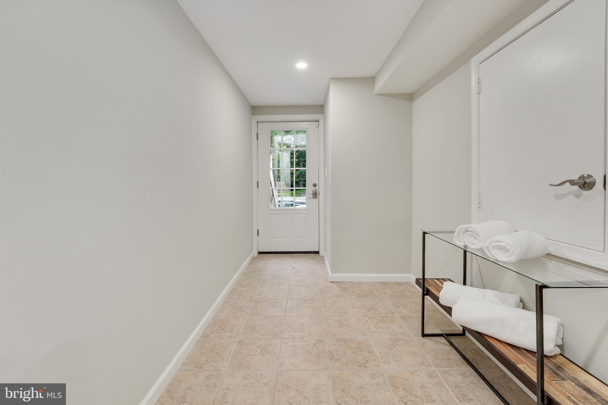 CANTERBURY WOODS - Residential