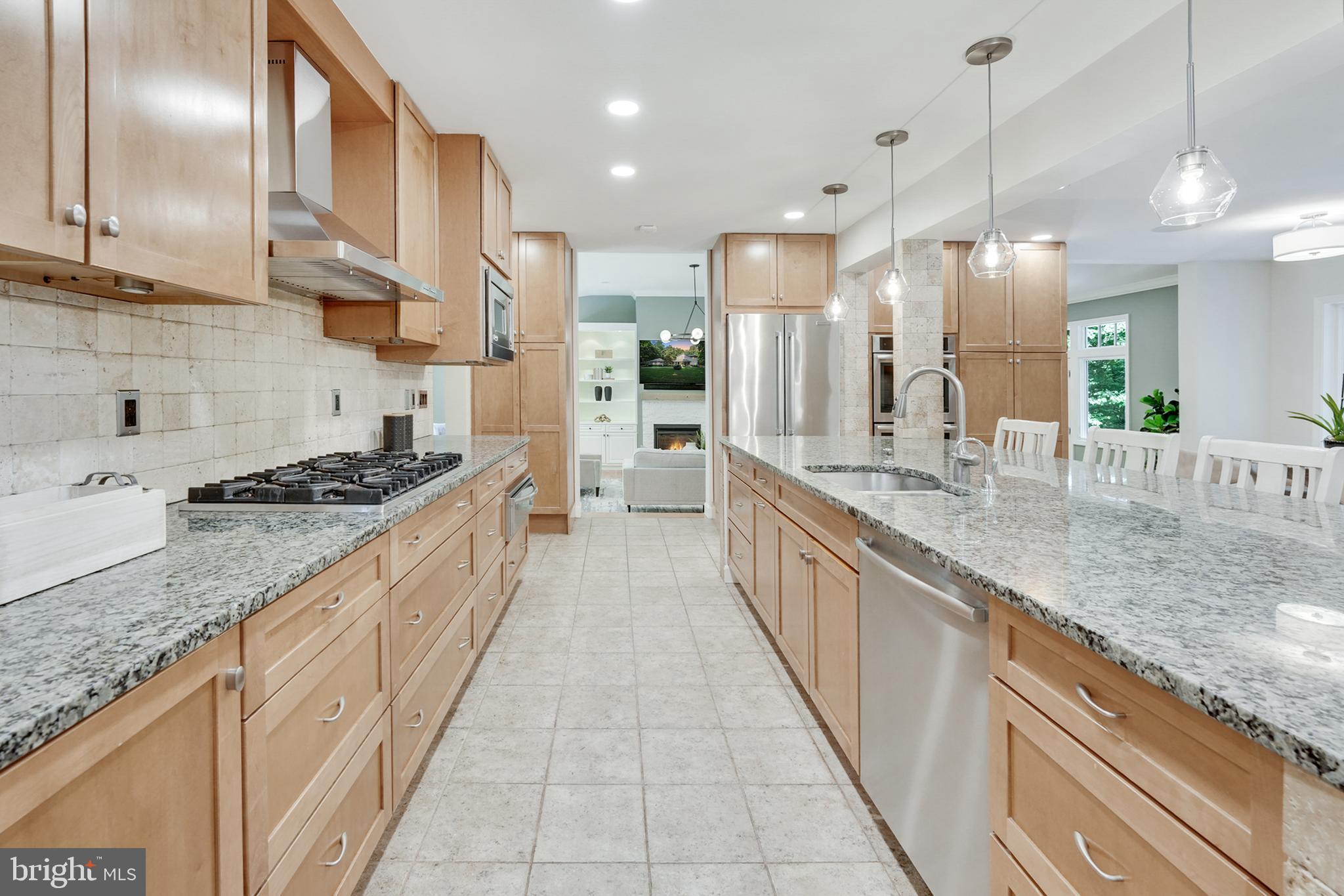 CANTERBURY WOODS - Residential