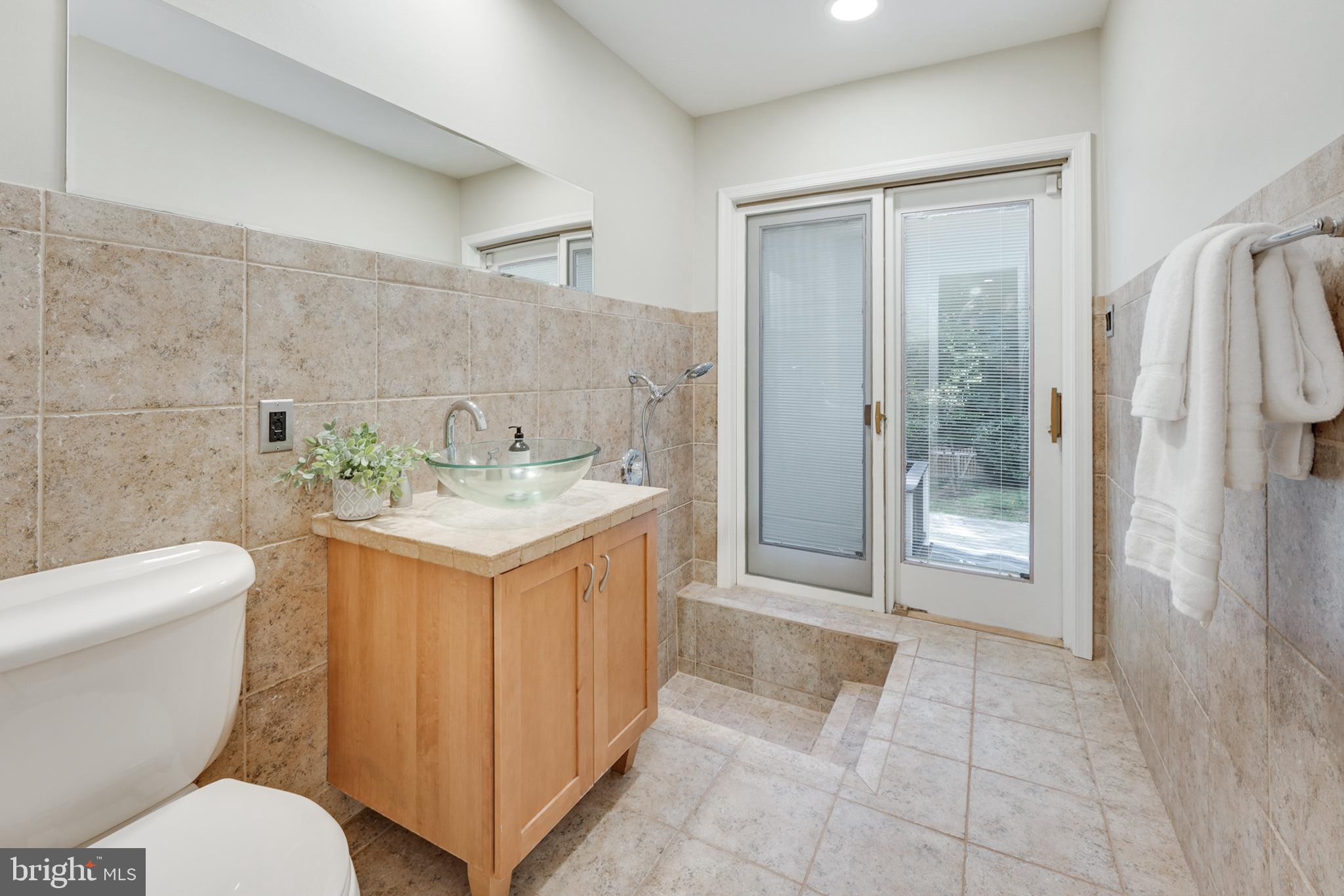 CANTERBURY WOODS - Residential