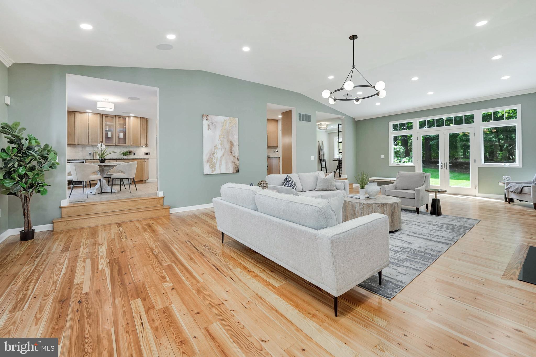 CANTERBURY WOODS - Residential