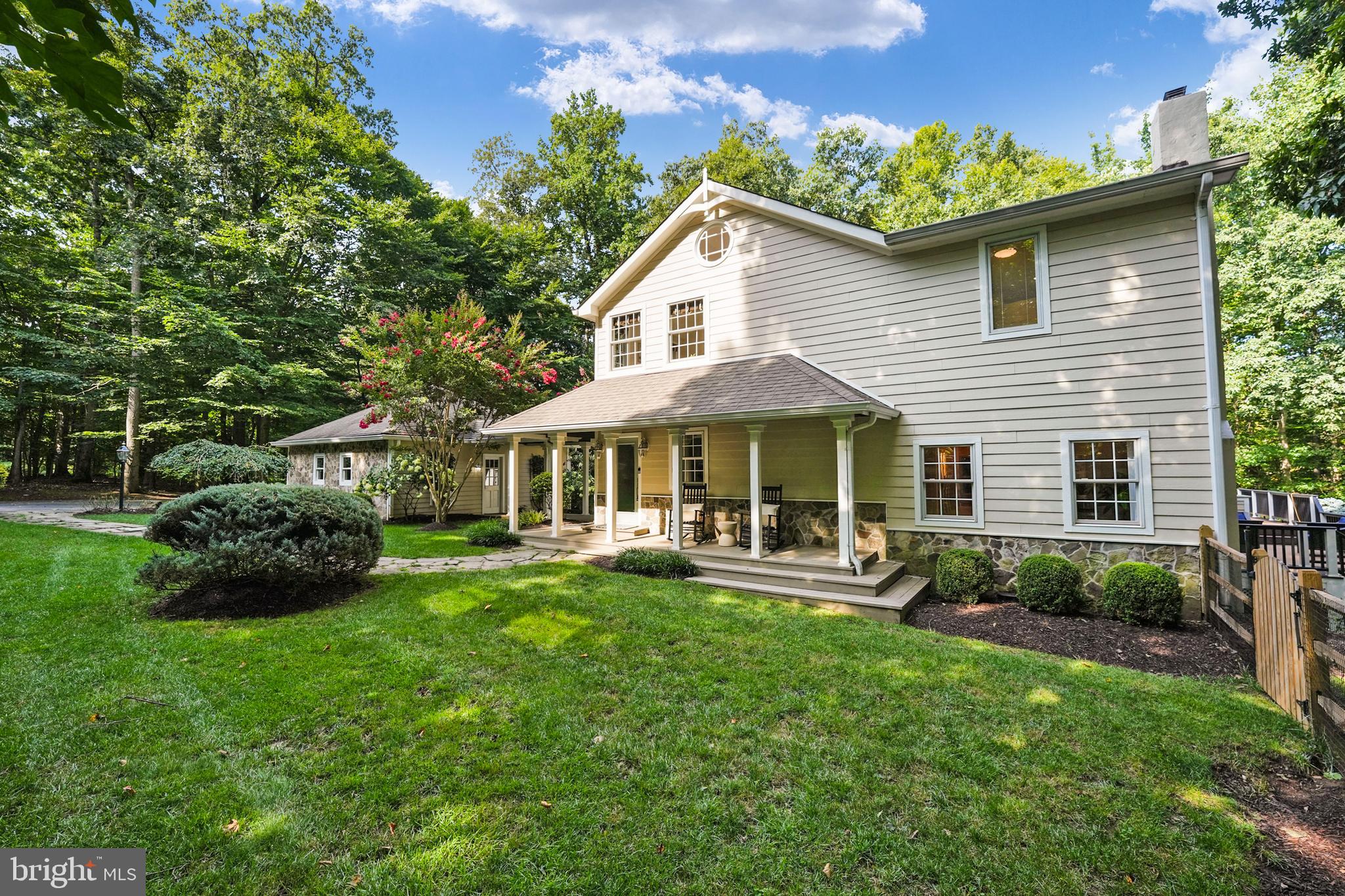 CANTERBURY WOODS - Residential