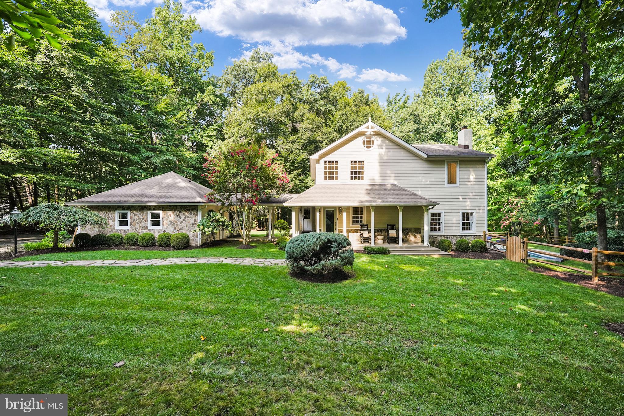 CANTERBURY WOODS - Residential