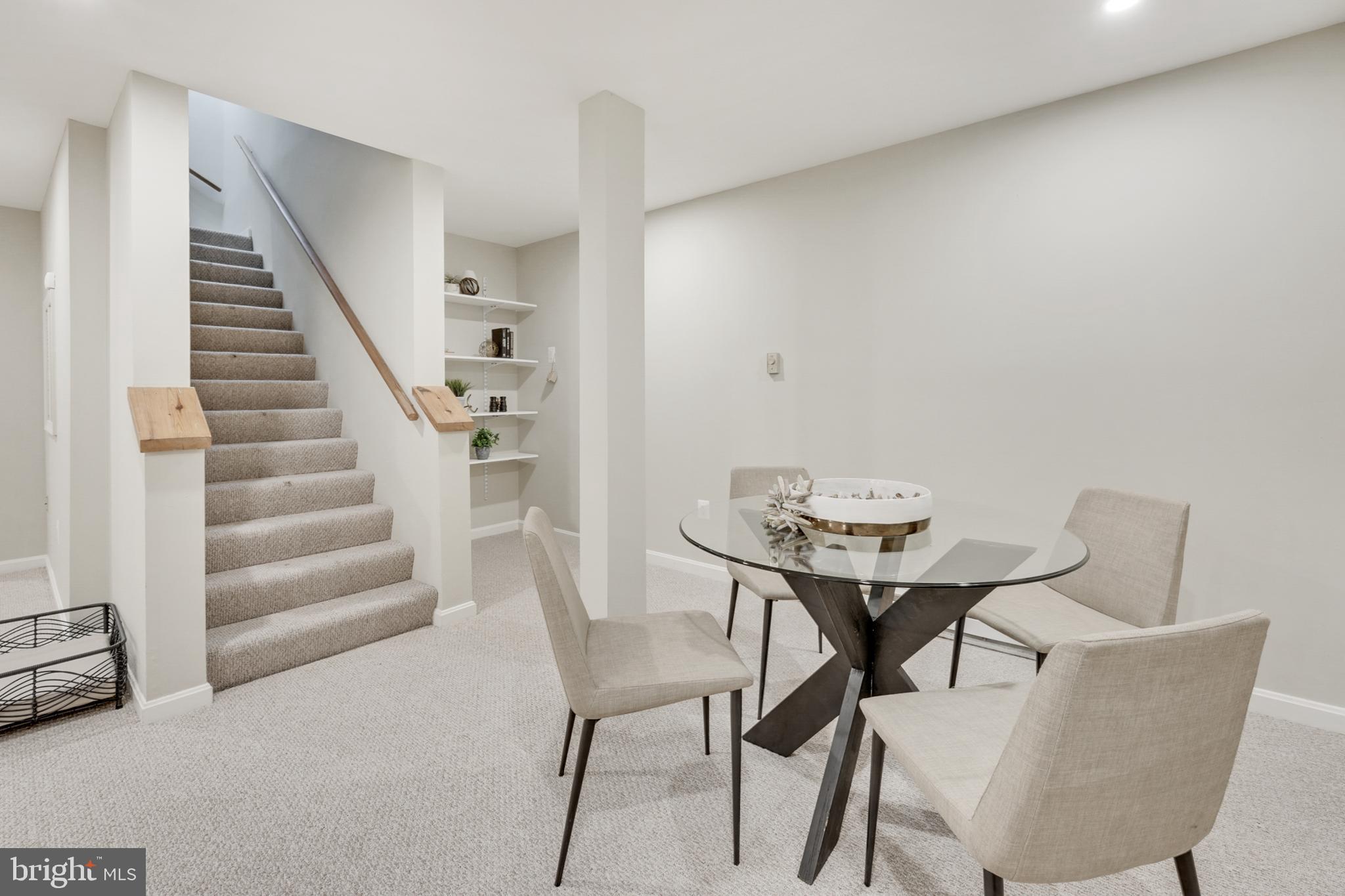 CANTERBURY WOODS - Residential