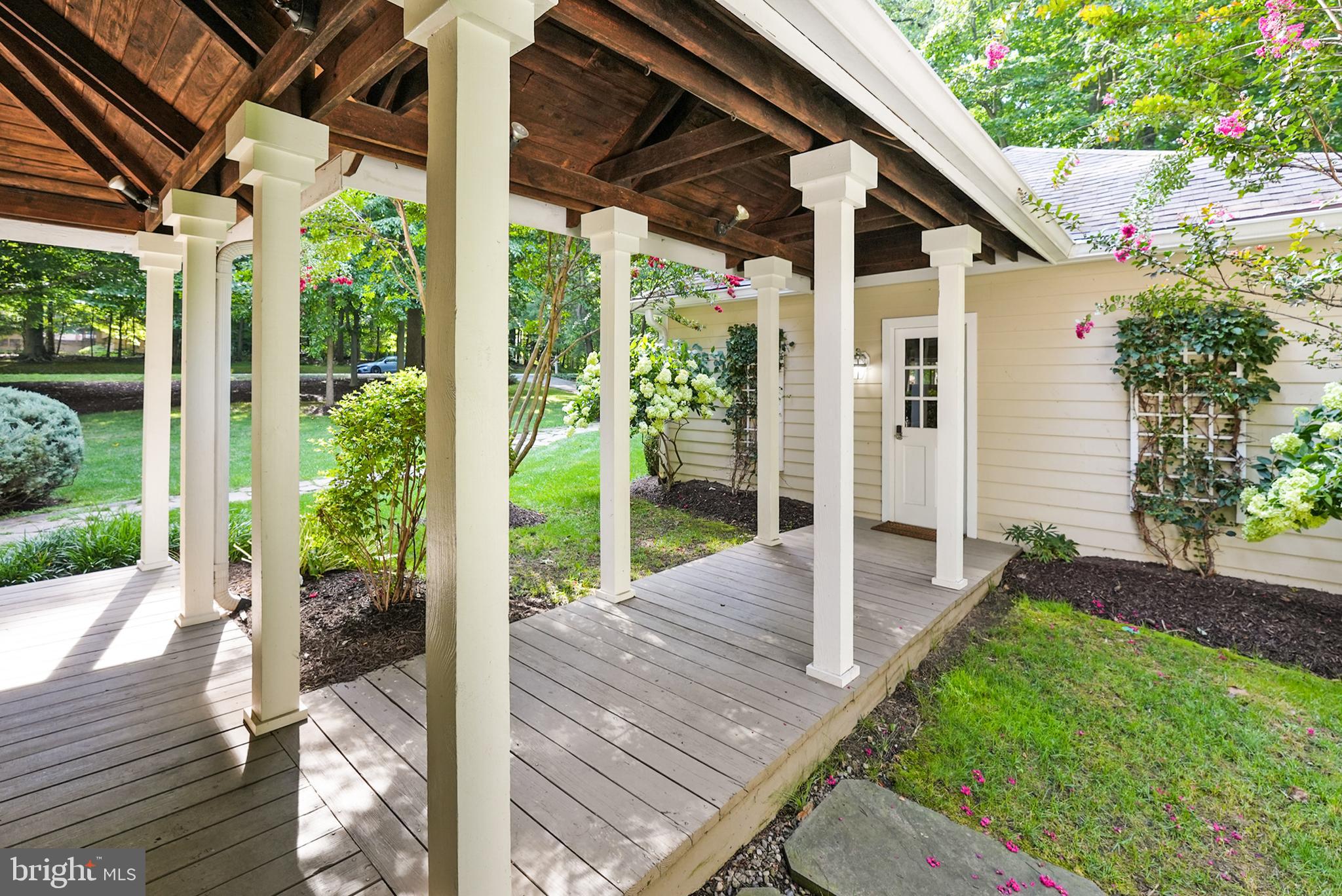 CANTERBURY WOODS - Residential