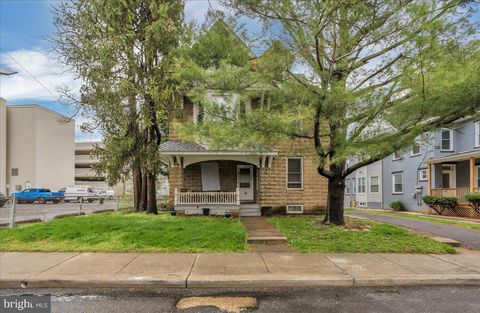 38 CURTIS AVENUE WOODBURY NJ 08096