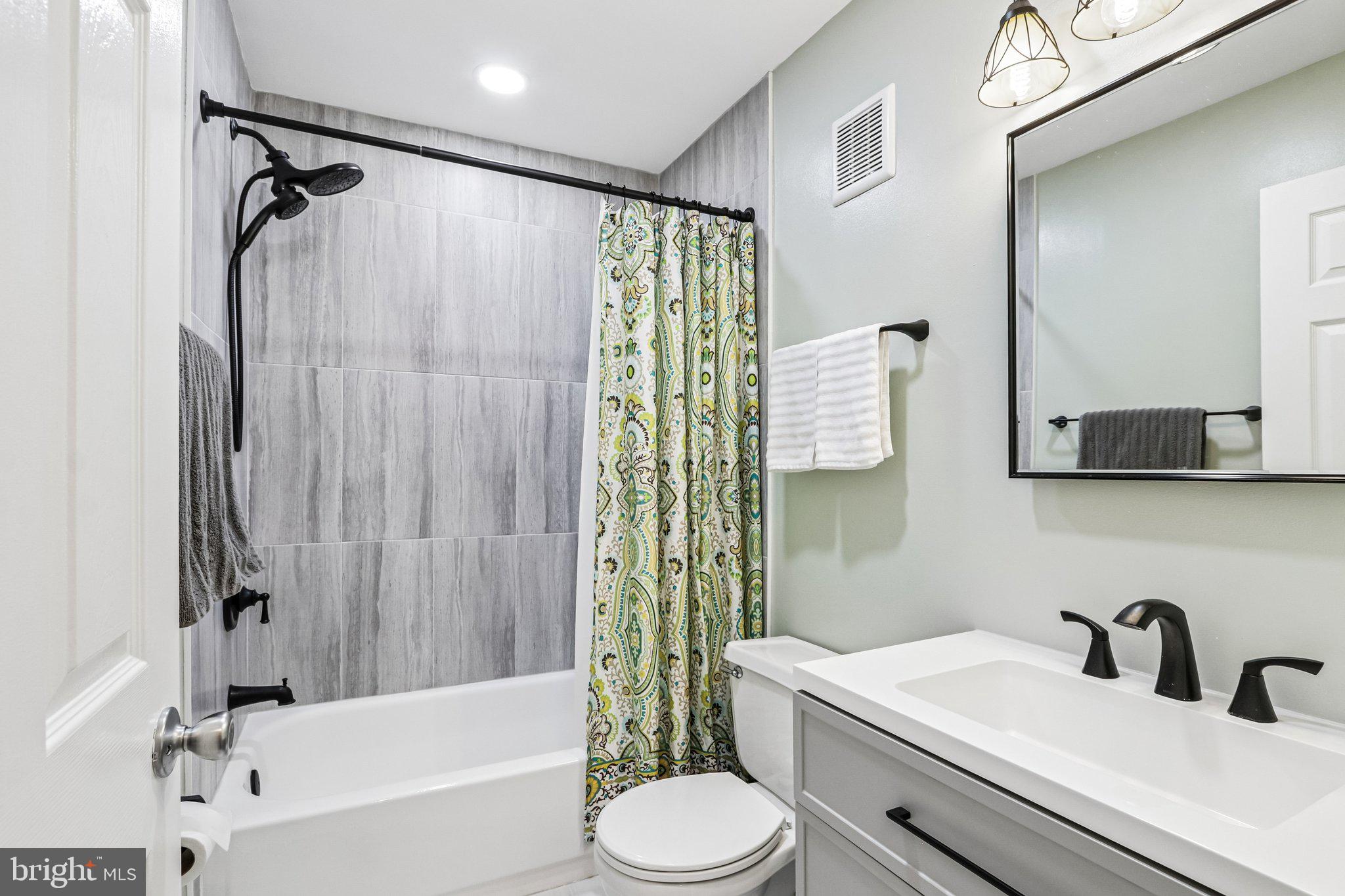 CHESTERBROOK - Residential