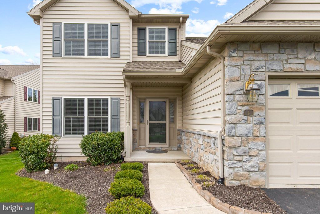 Photo of 4 Stonecrest Trail, ELIZABETHTOWN, PA 17022 (MLS # PALA2067762)