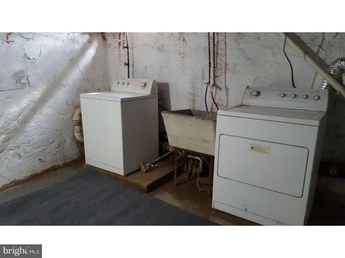 POINT BREEZE - Residential Lease