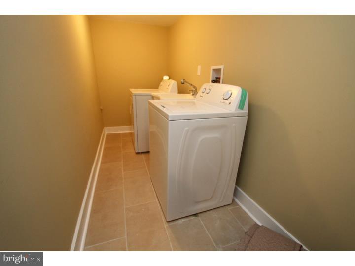 WEST OAK LANE - Residential