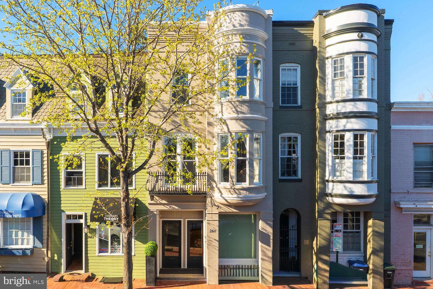 GEORGETOWN - Commercial Sale