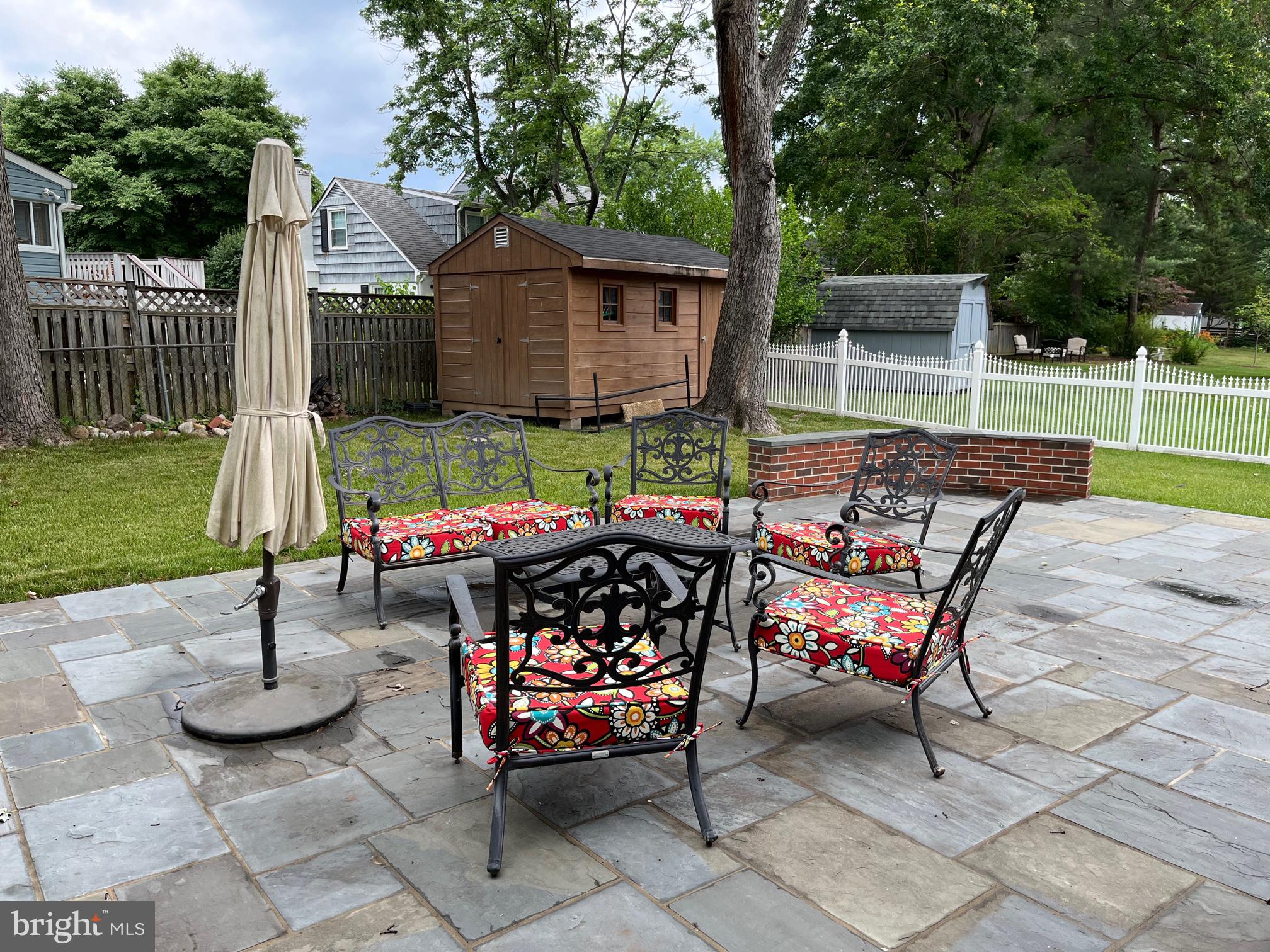 WAYNEWOOD - Residential Lease