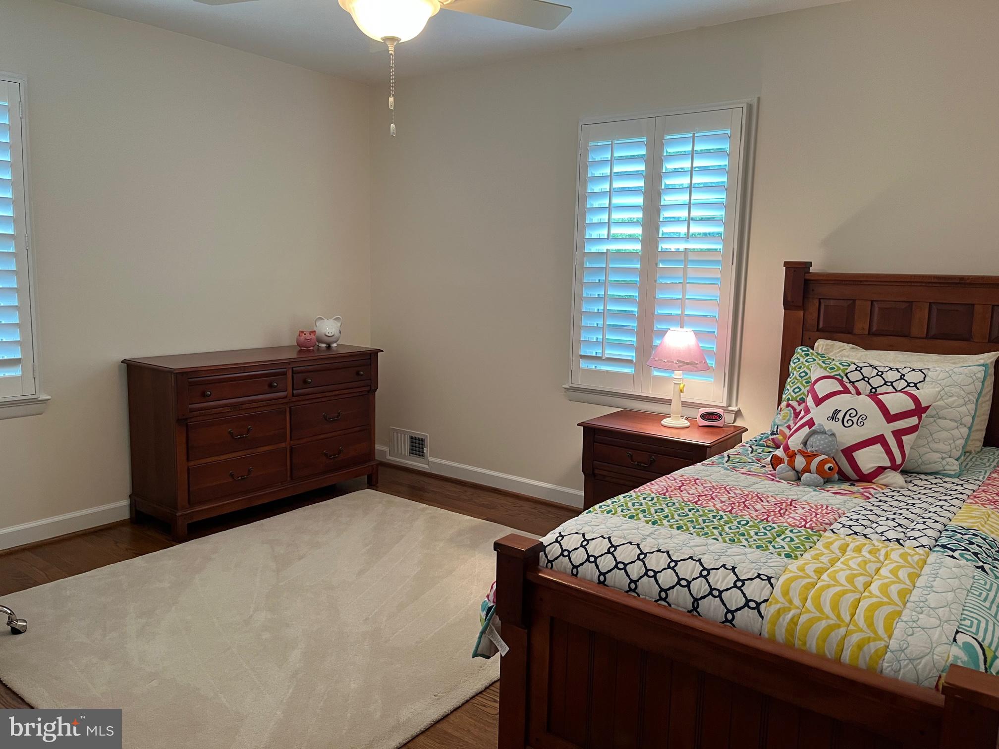 WAYNEWOOD - Residential Lease