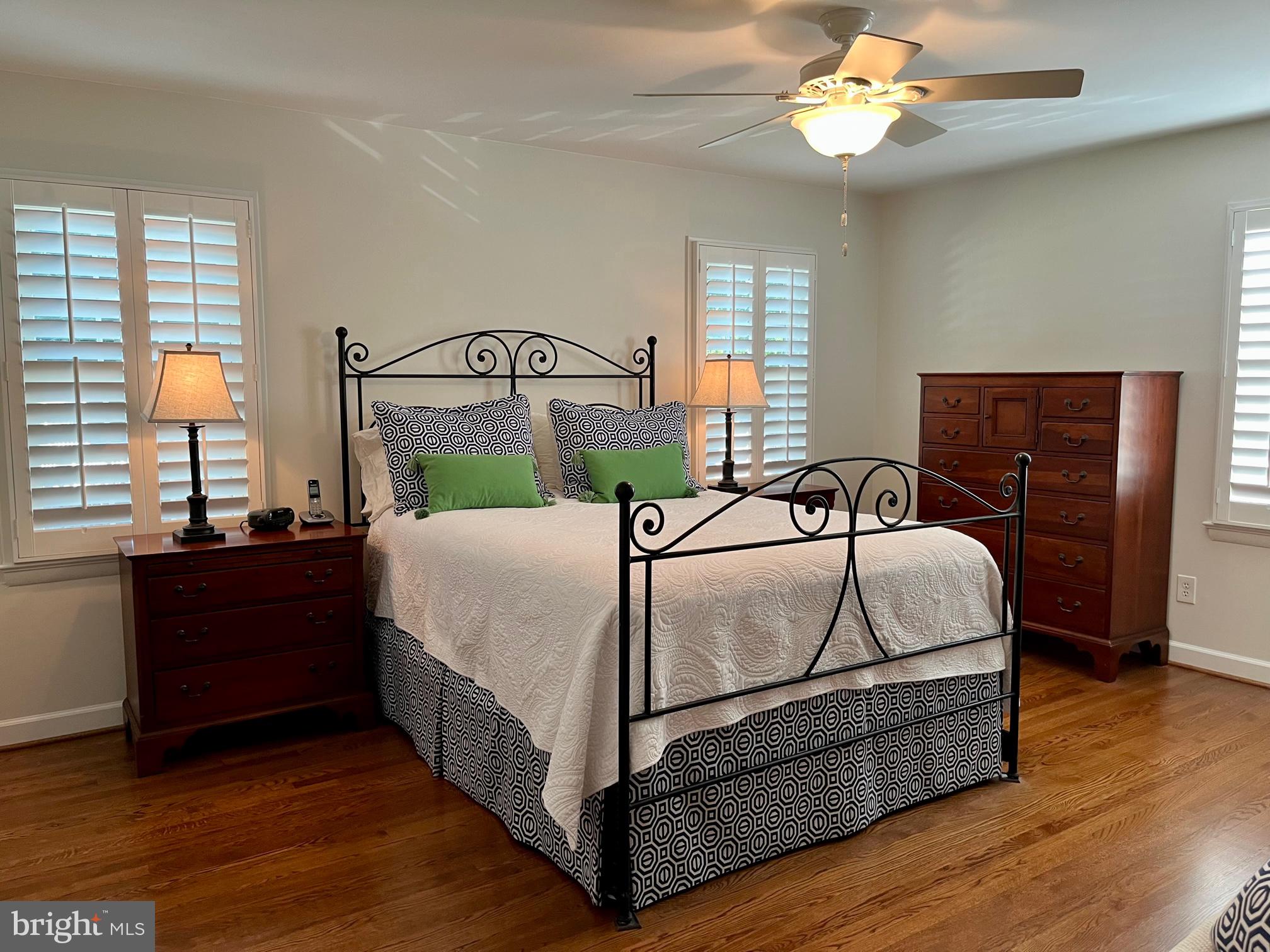 WAYNEWOOD - Residential Lease