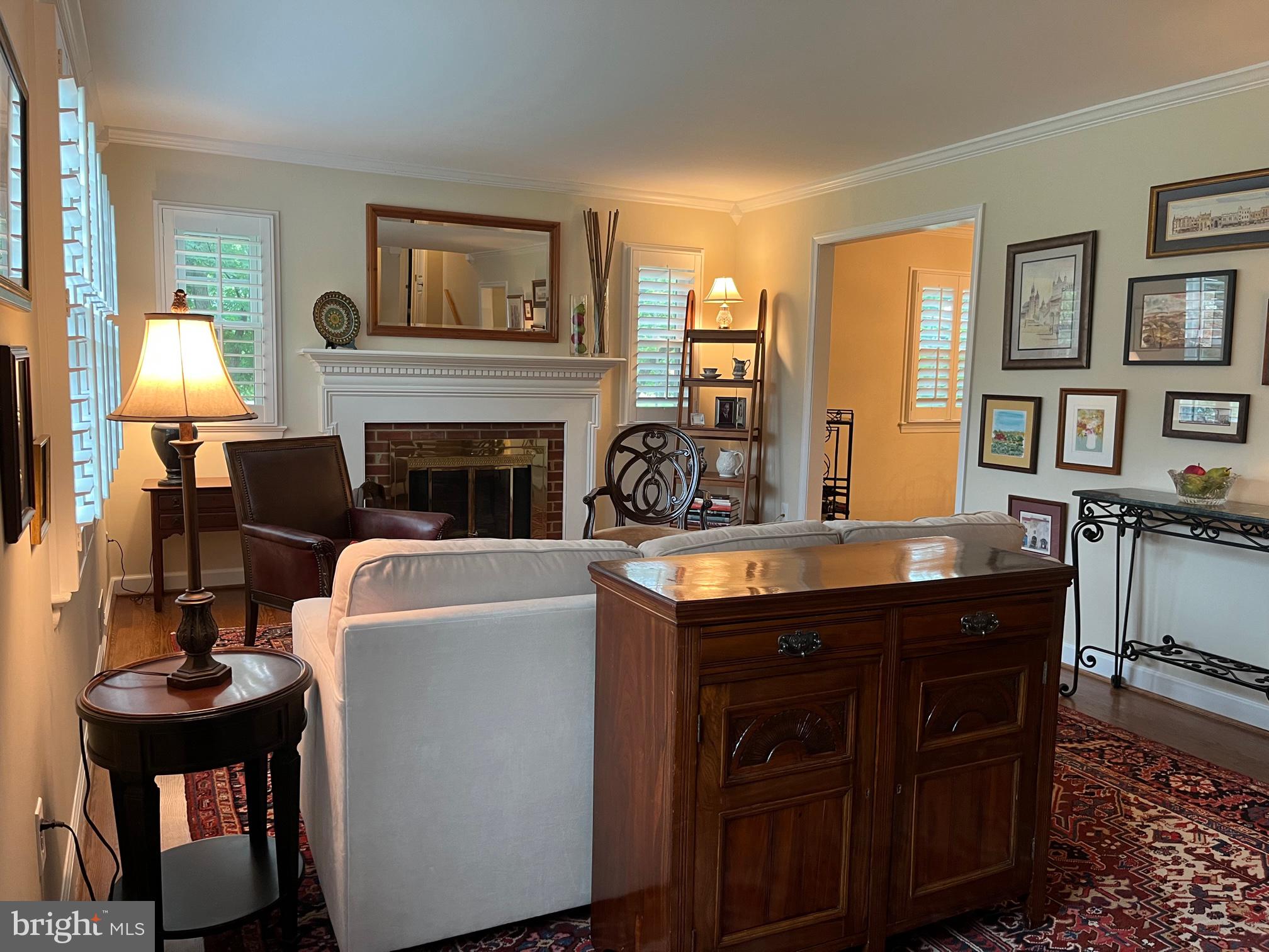 WAYNEWOOD - Residential Lease