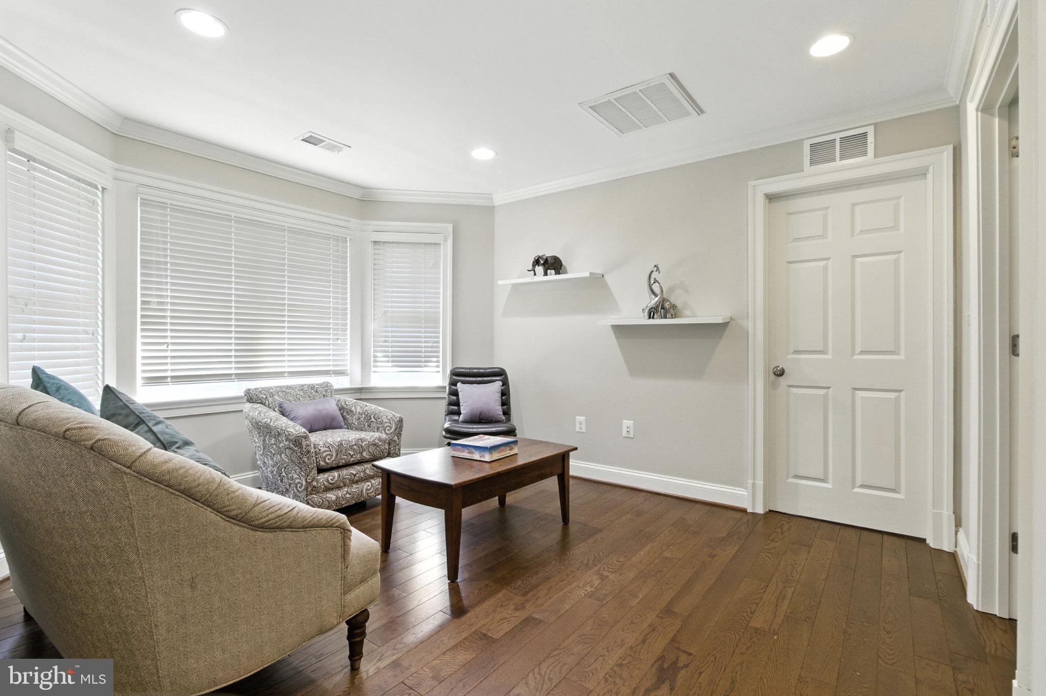 BEVERLY MANOR - Residential