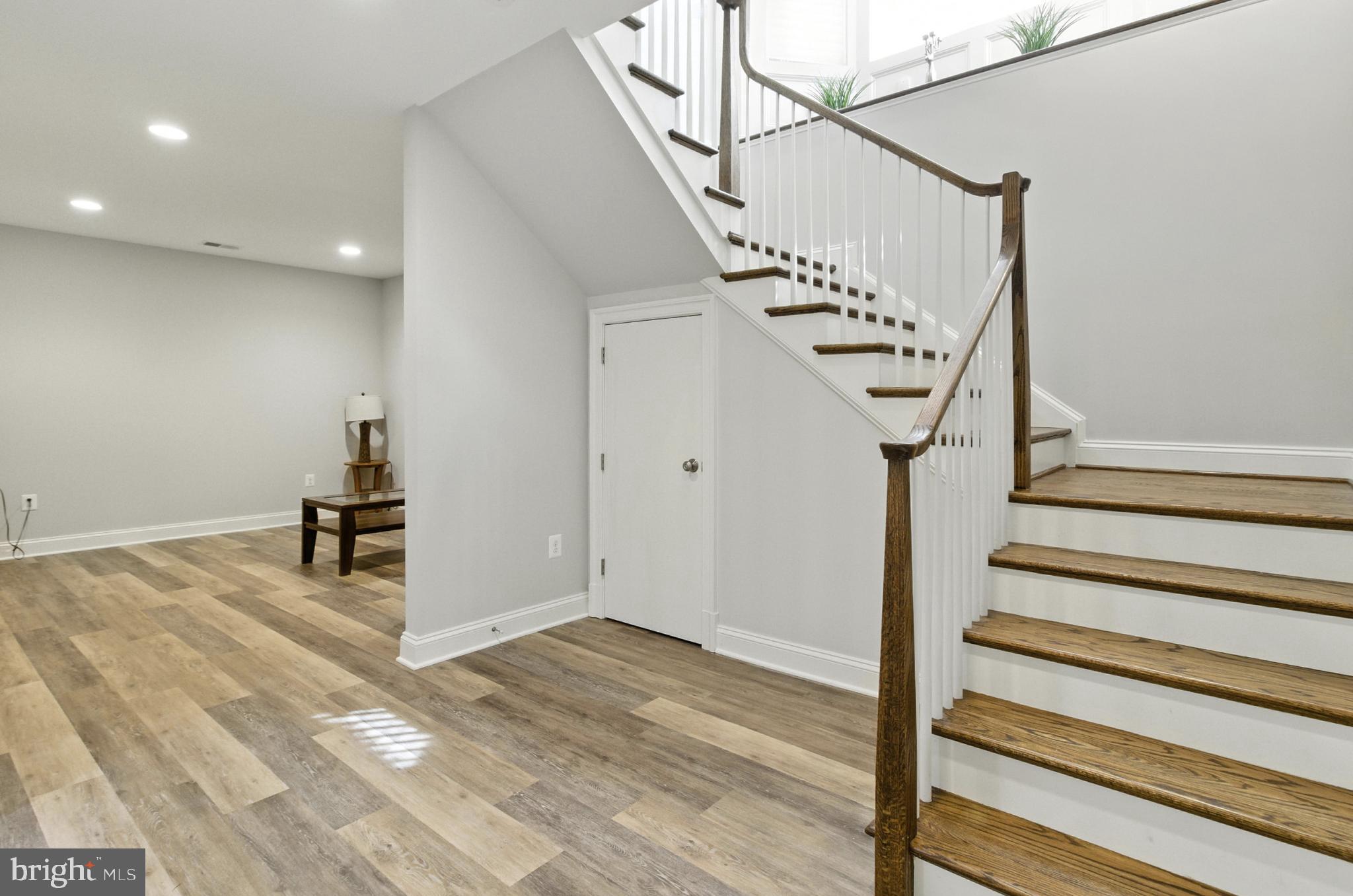 BEVERLY MANOR - Residential