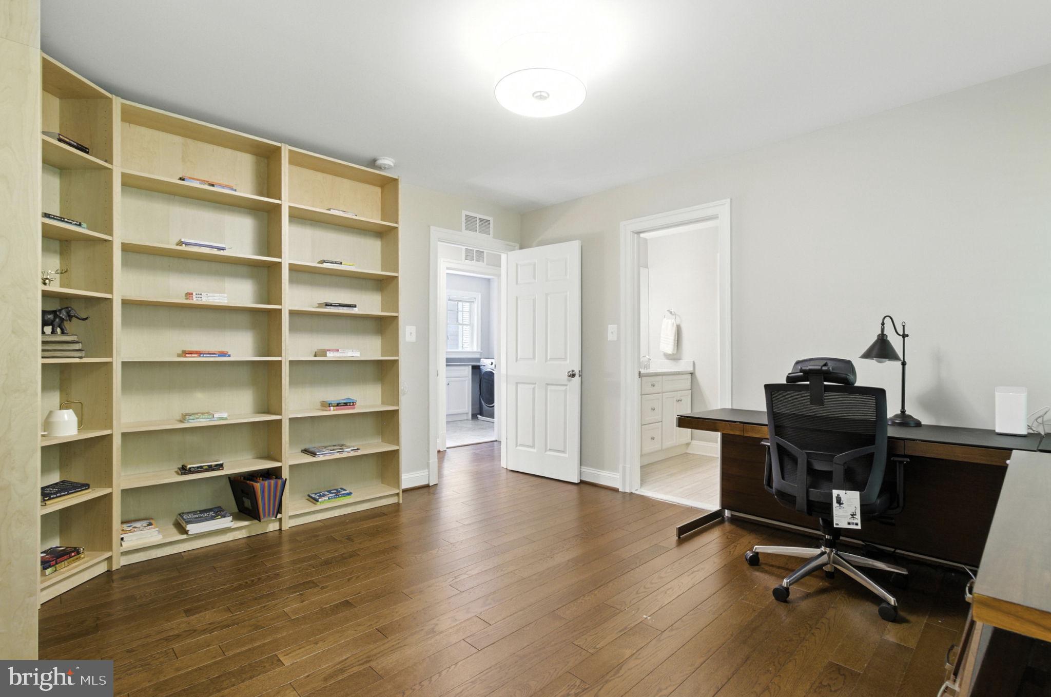 BEVERLY MANOR - Residential