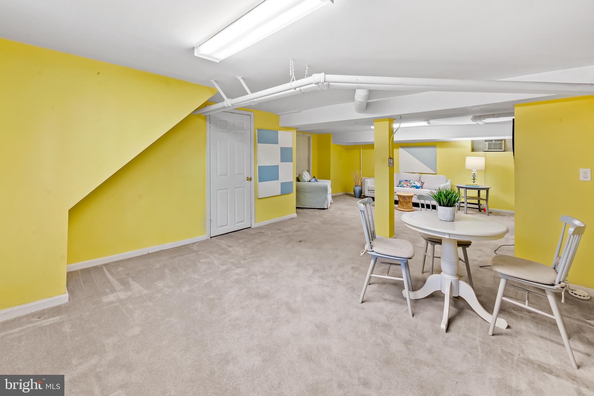 MOUNT WASHINGTON - Residential