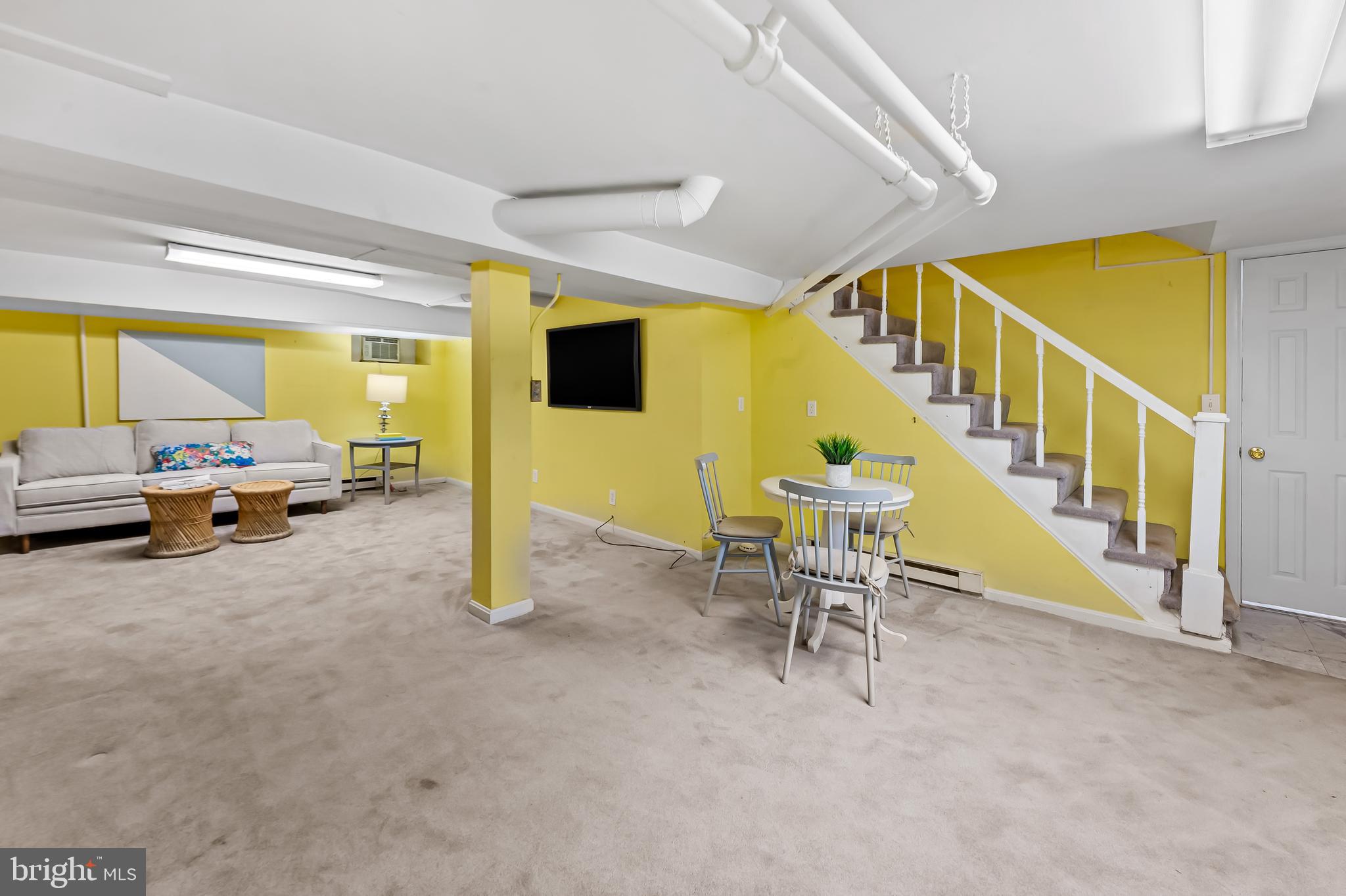 MOUNT WASHINGTON - Residential