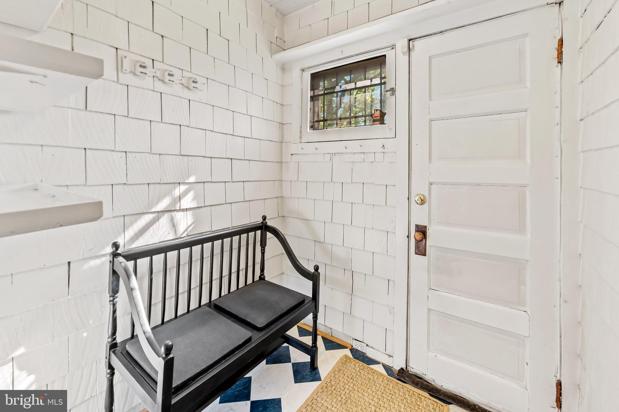 MOUNT WASHINGTON - Residential