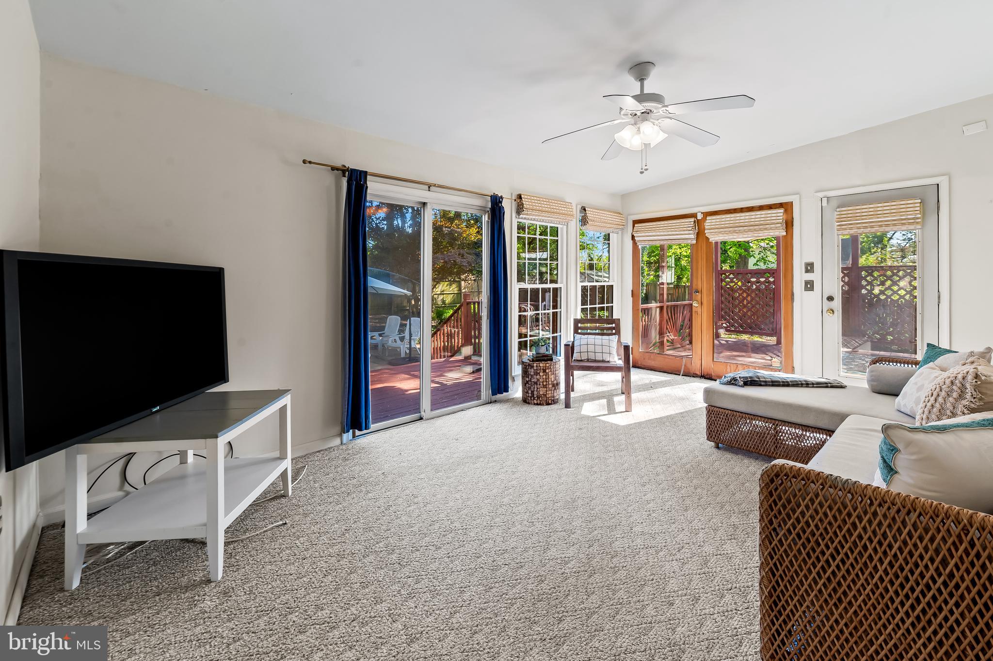 MOUNT WASHINGTON - Residential