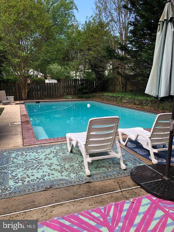 MOUNT WASHINGTON - Residential