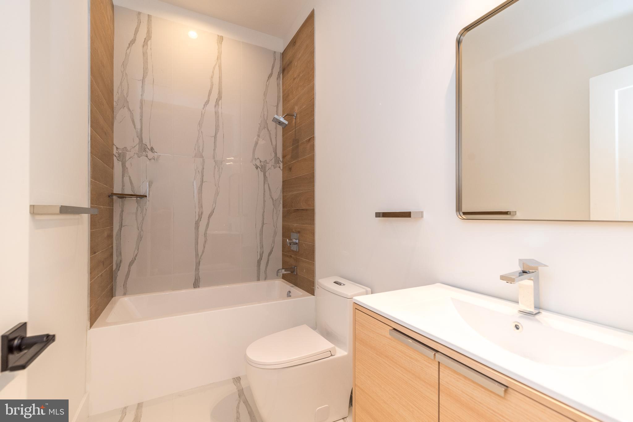 GERMANTOWN (EAST) - Residential Lease