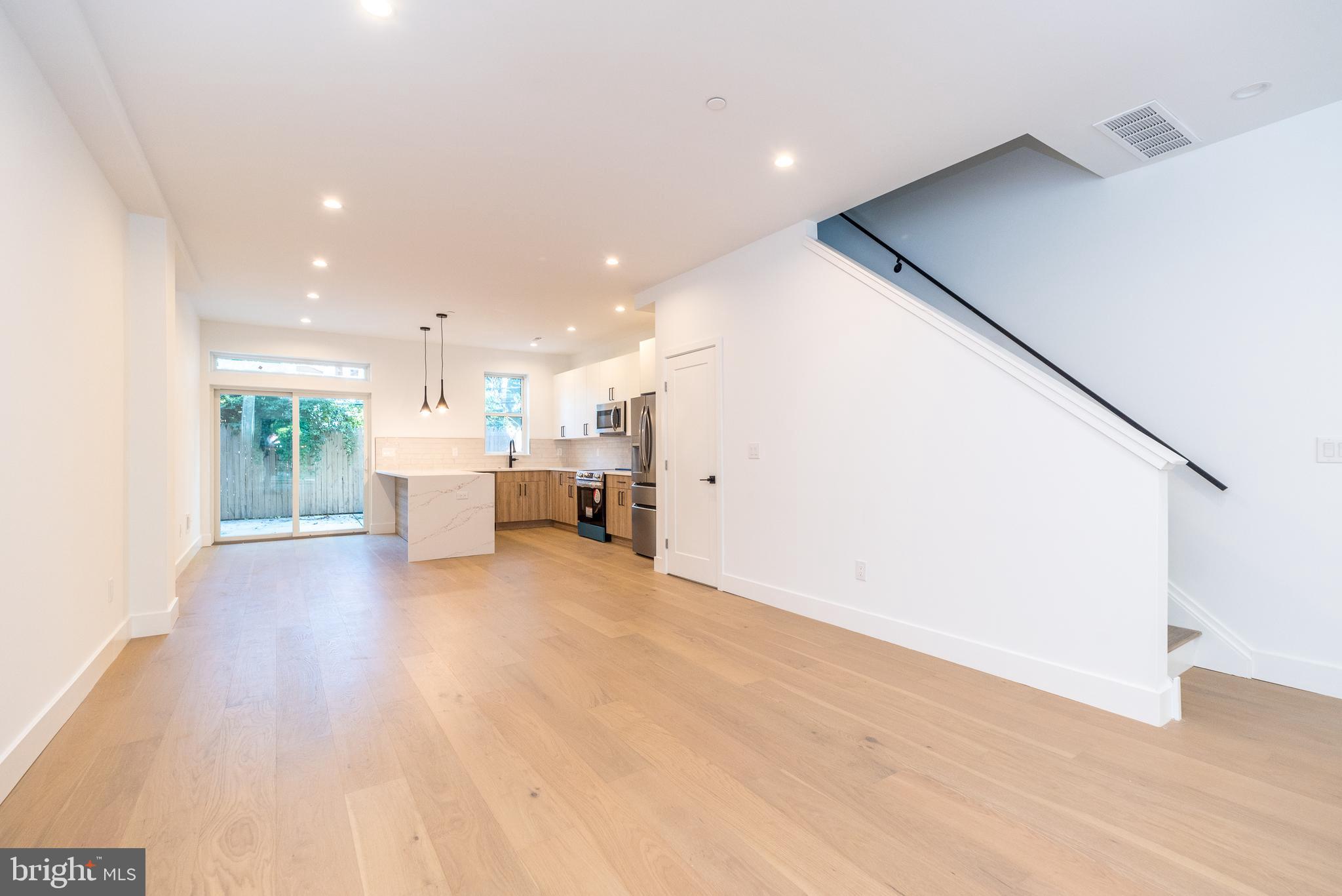 GERMANTOWN (EAST) - Residential Lease