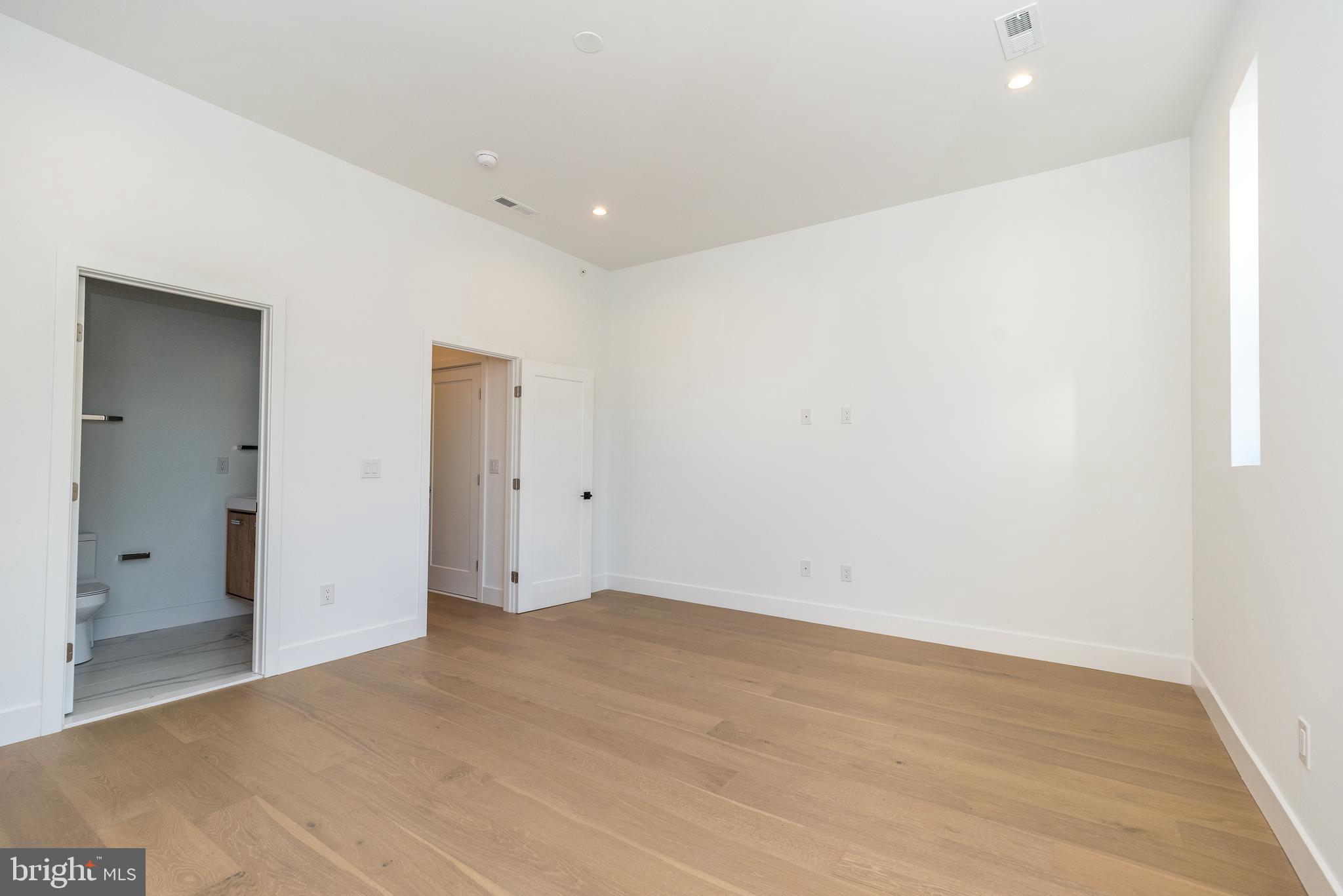 GERMANTOWN (EAST) - Residential Lease