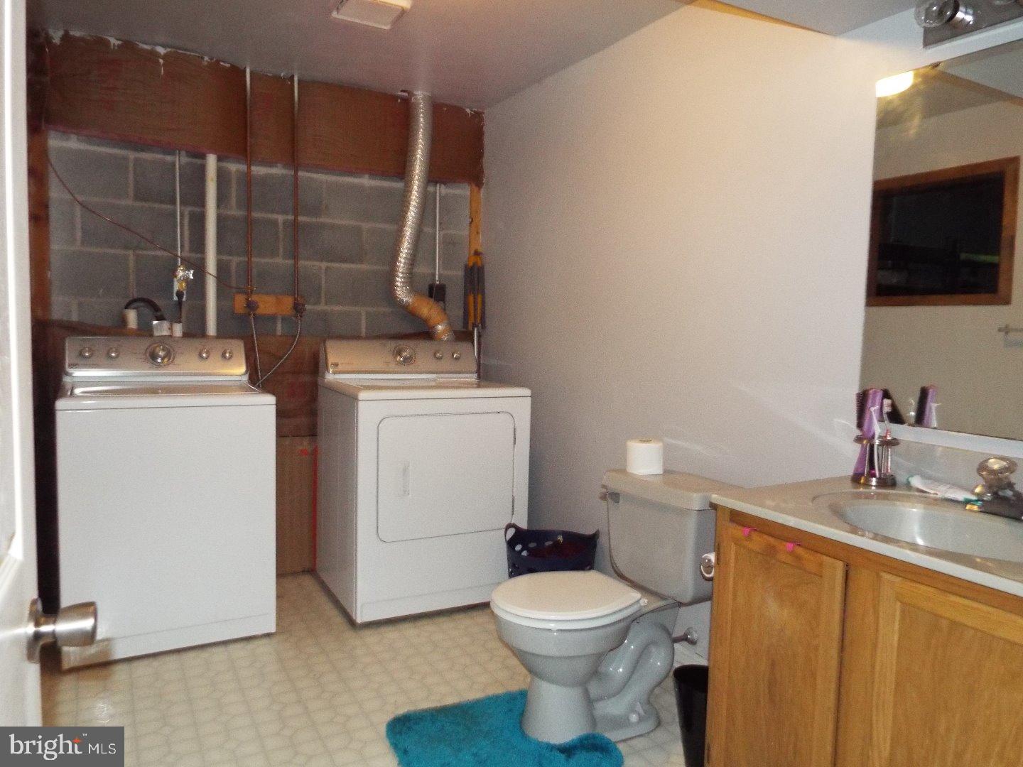 LAKE WYNONAH - Residential