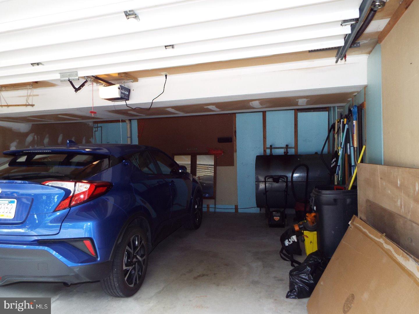 LAKE WYNONAH - Residential