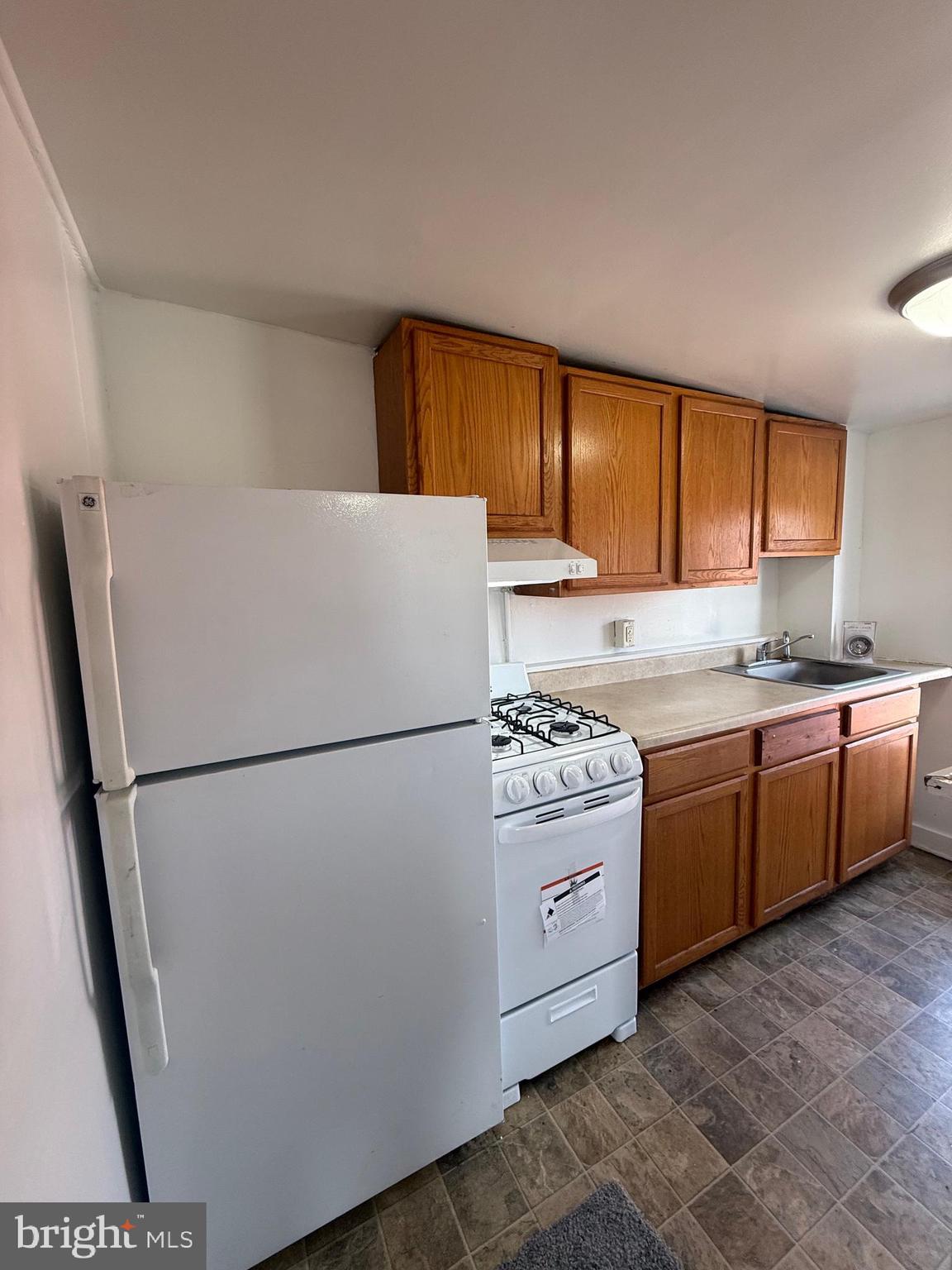 LEXINGTON - Residential Lease