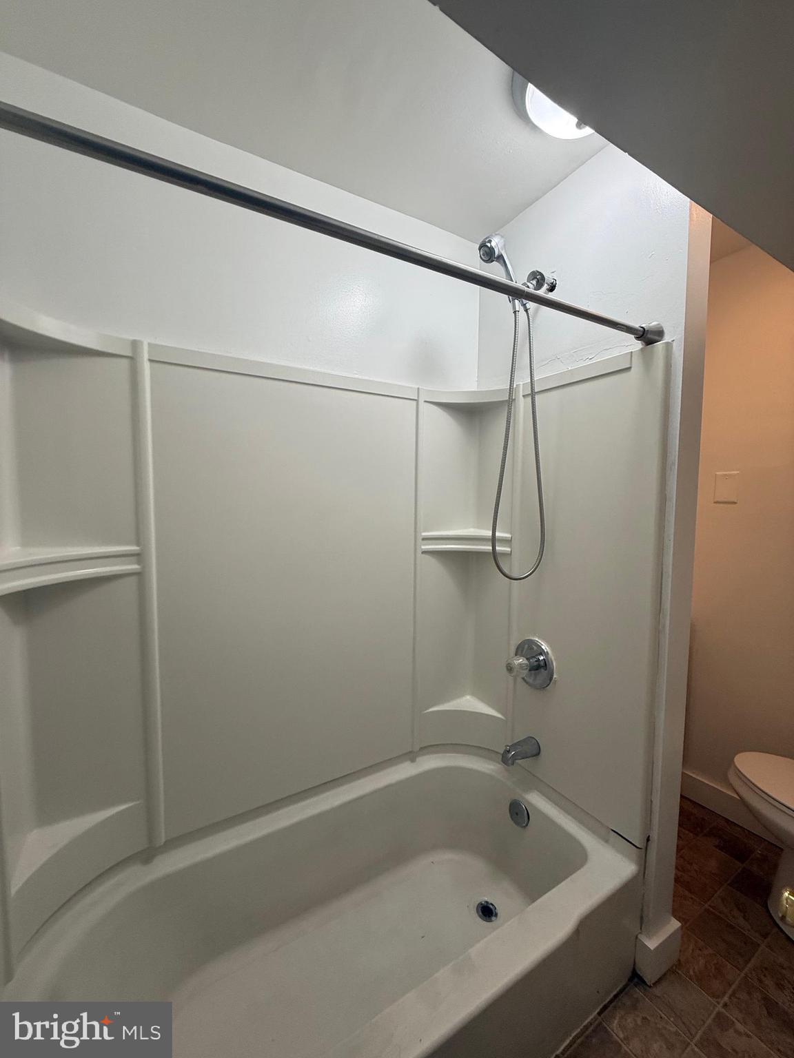 LEXINGTON - Residential Lease