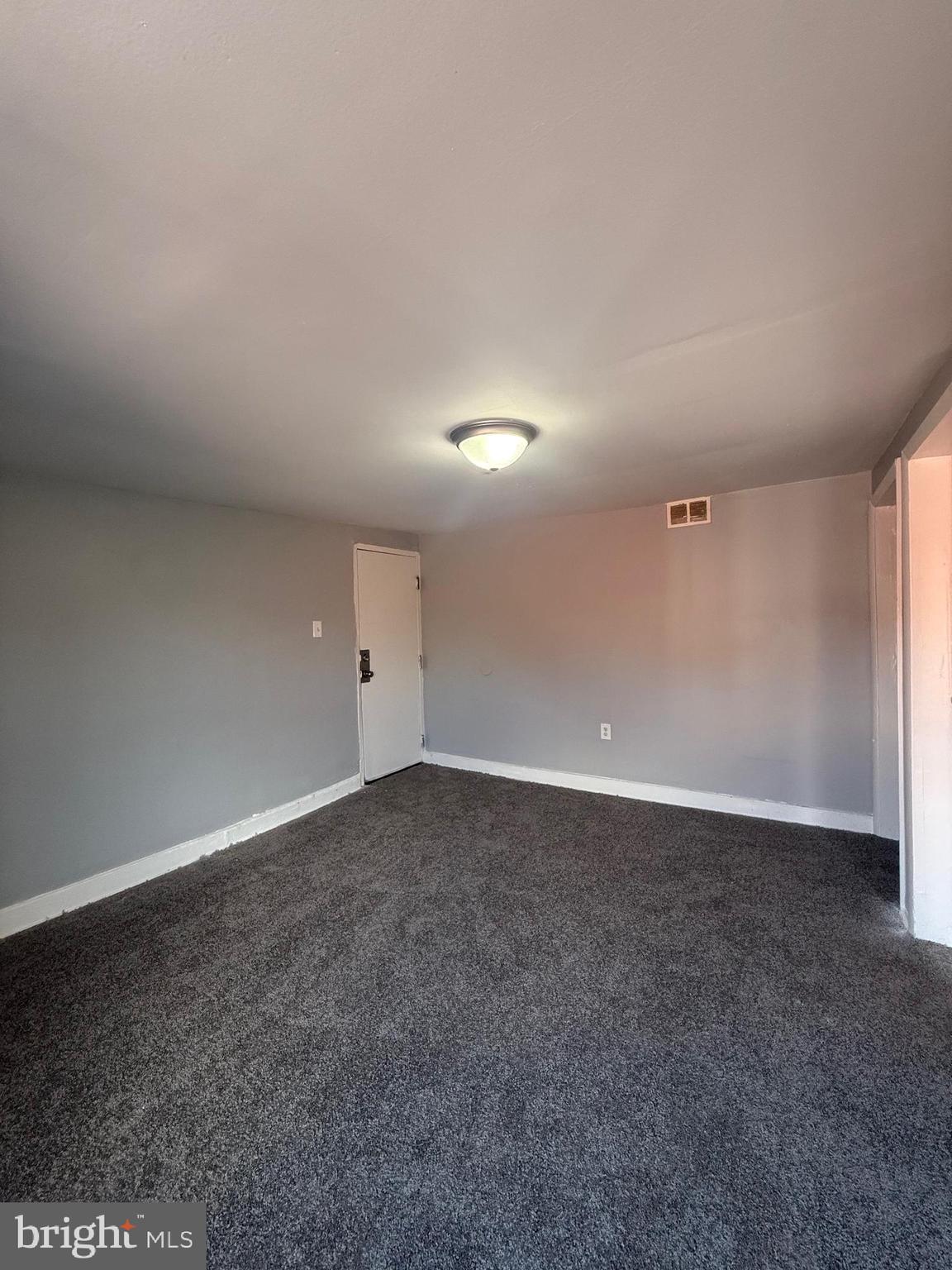 LEXINGTON - Residential Lease