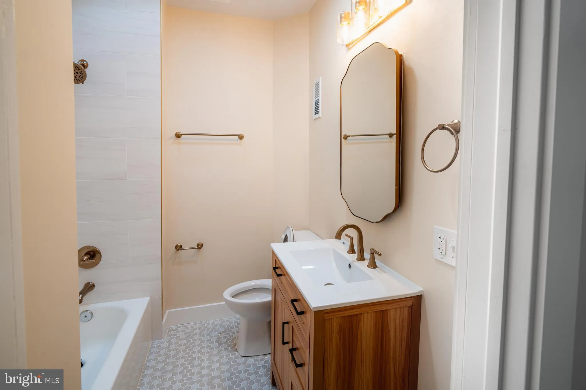 Additional image 84 of 1230 W 37th Street, Baltimore, MD 21211